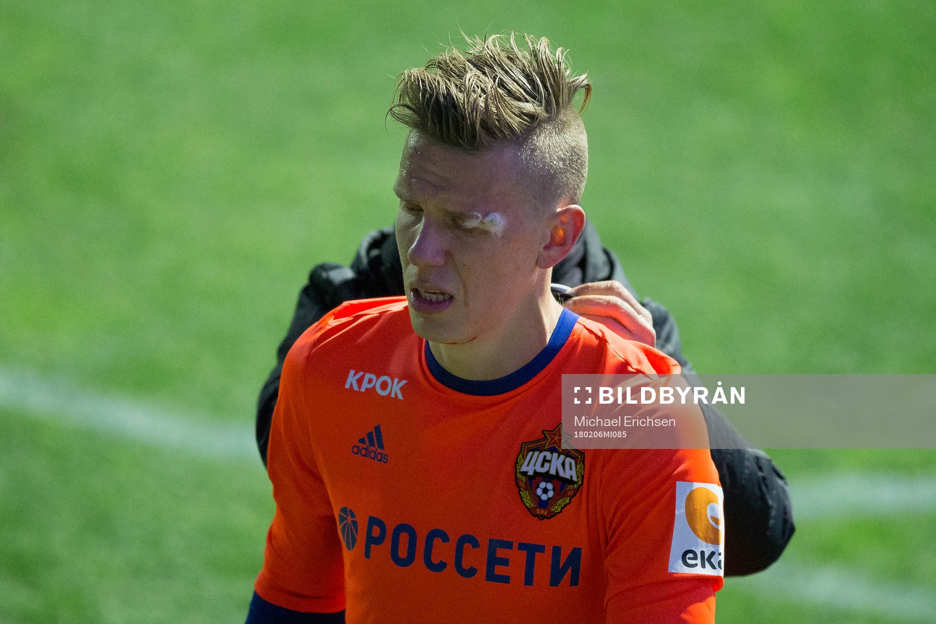 CSKA Moskvas Pontus Wernbloom tvingas lämna i halvtid