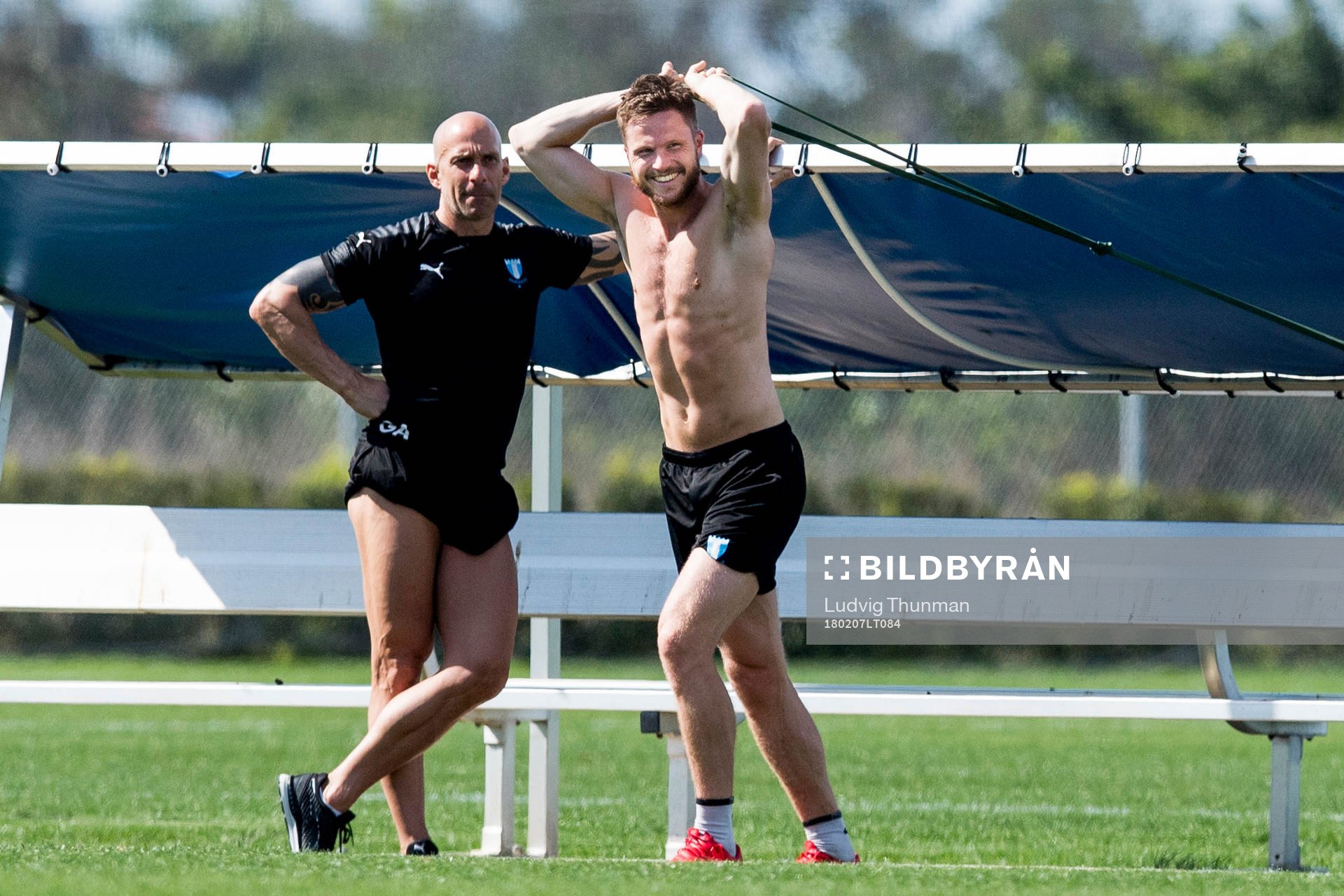 Malmö FFs massör Greger Andrijevski och Lasse Nielsen
