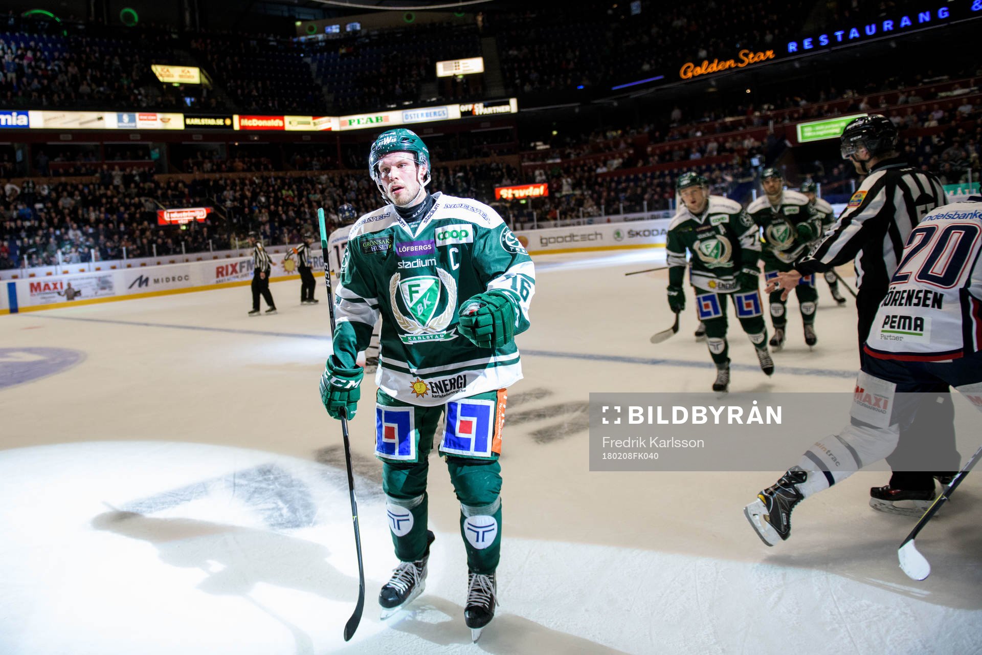 Färjestads Alexander Johansson jublar