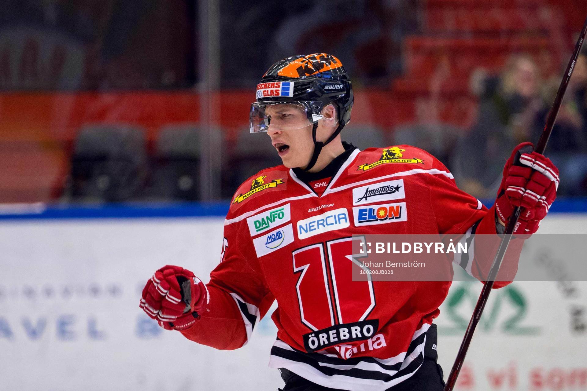 Örebros Jere Sallinen jublar