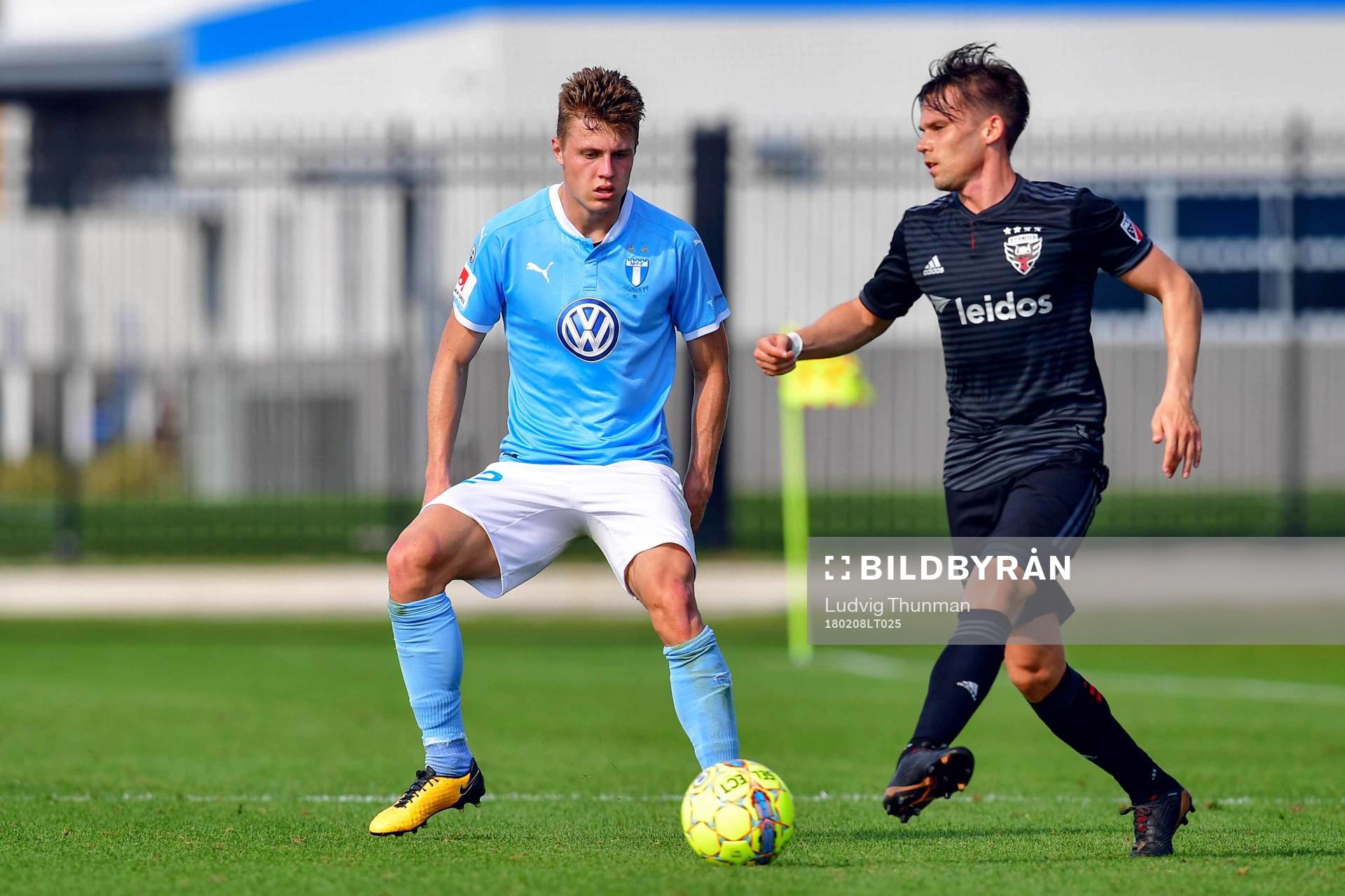 DC Uniteds Zoltan Stieber och Malmö FFs Mattias Svanberg