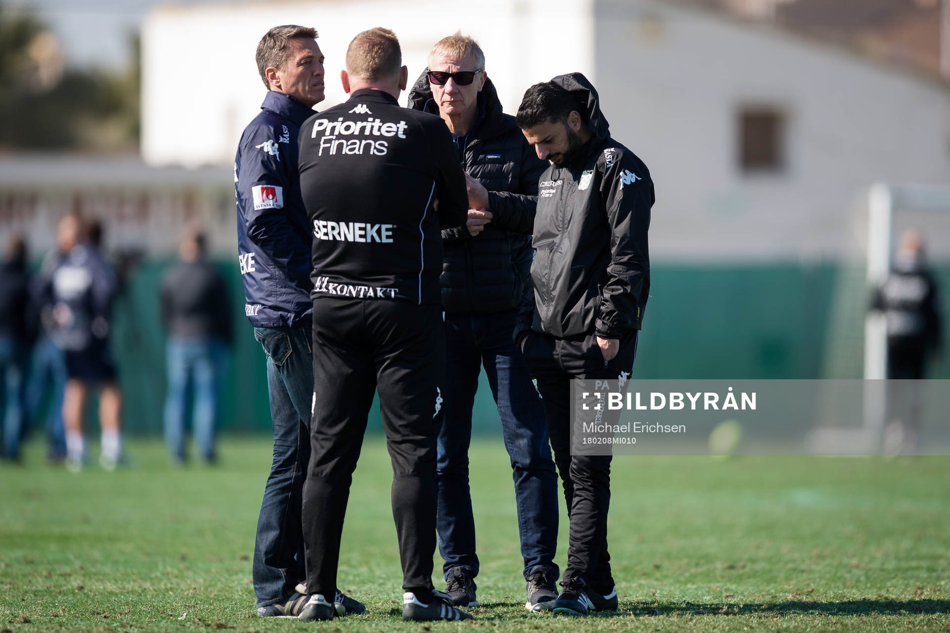 IFK Göteborgs sportchef Mats Gren, chefsscout Olle Sultan, assisterande tränare Alf Westerberg och tränare Poya Asbaghi under en träning med IFK Göteborg den 8 februari 2018 i Pinatar Football Center.