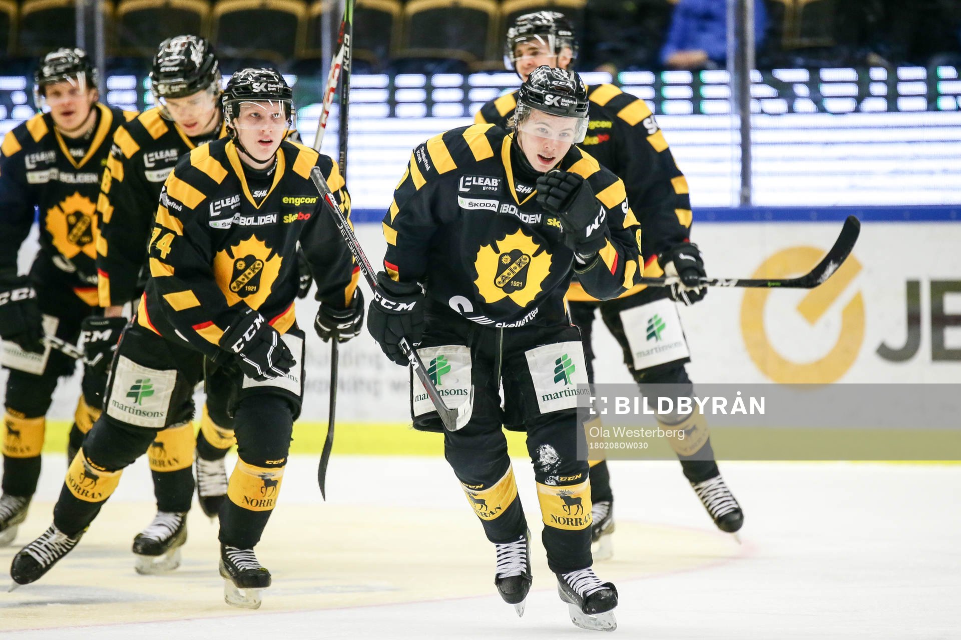 Skellefteås Tim Söderlund  jublar