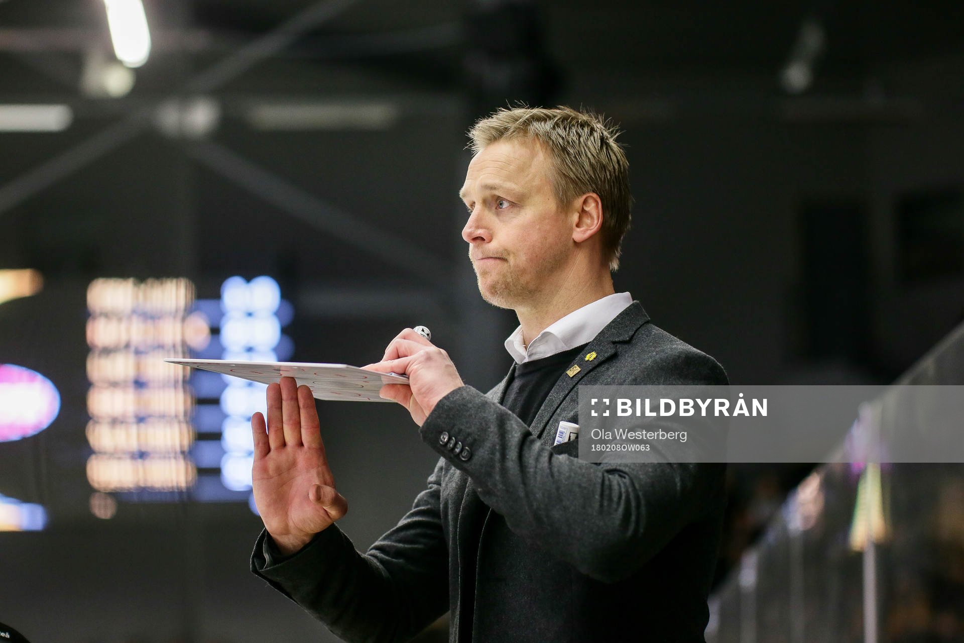 Skellefteåstränare Bert Robertsson tar timeout