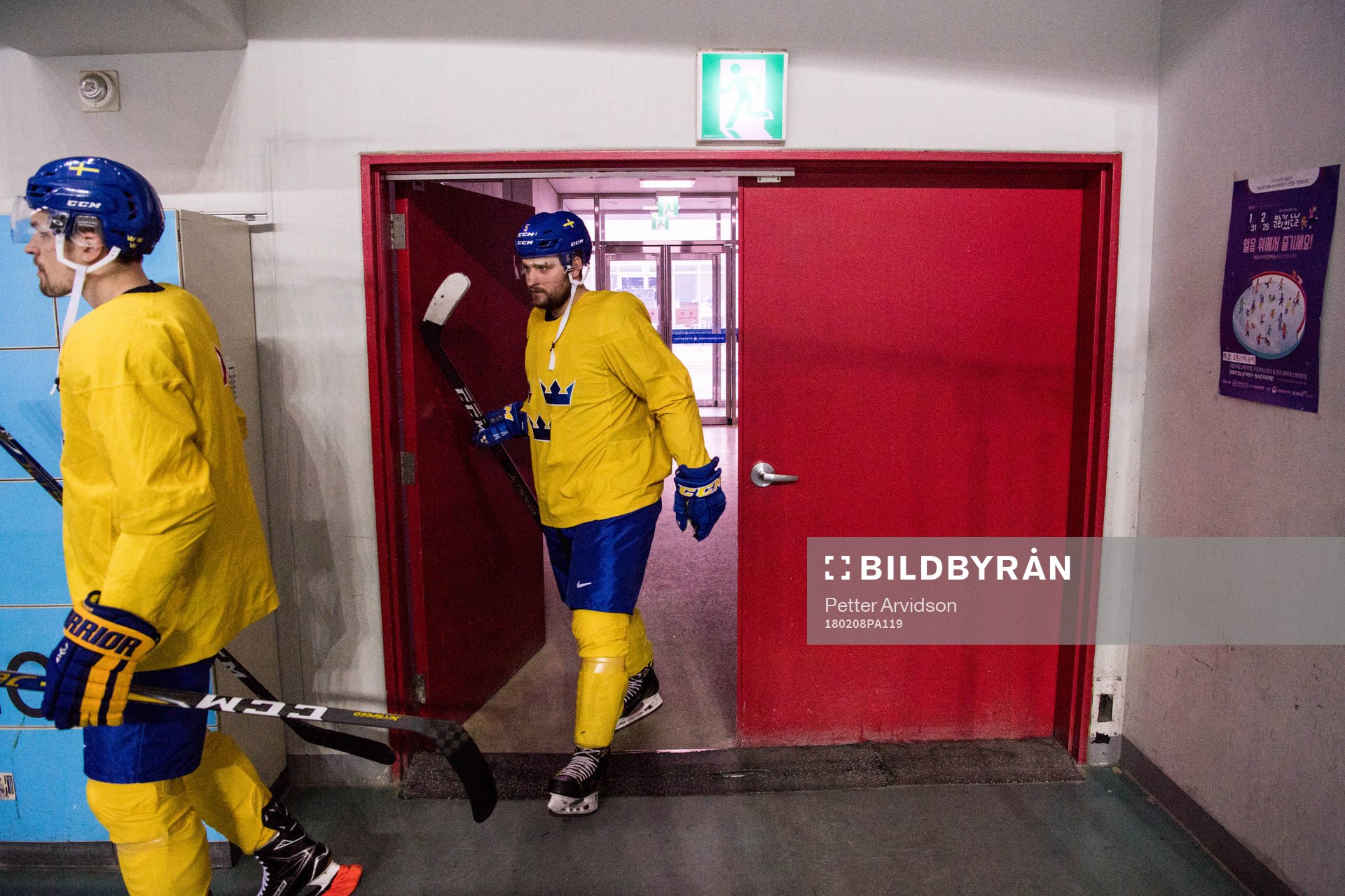 Anton Lander and Mikael Wikstrand of Sweden make thier