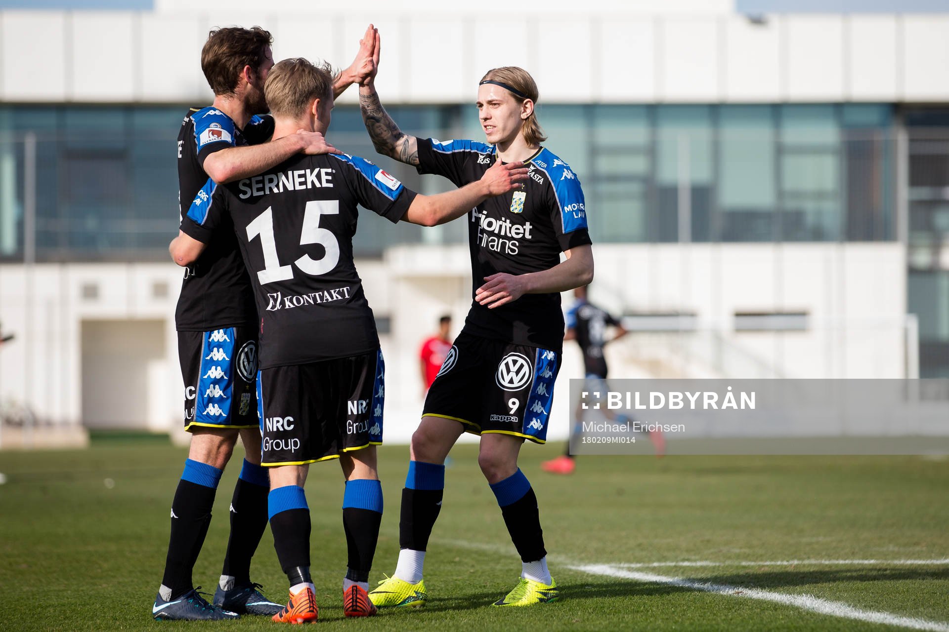 IFK Göteborgs Elias Mar Omarsson  jublar ihop med Emil