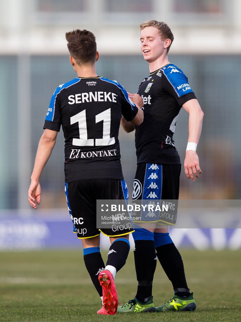IFK Göteborgs Amin Affane jublar ihop med Victor Wernersson