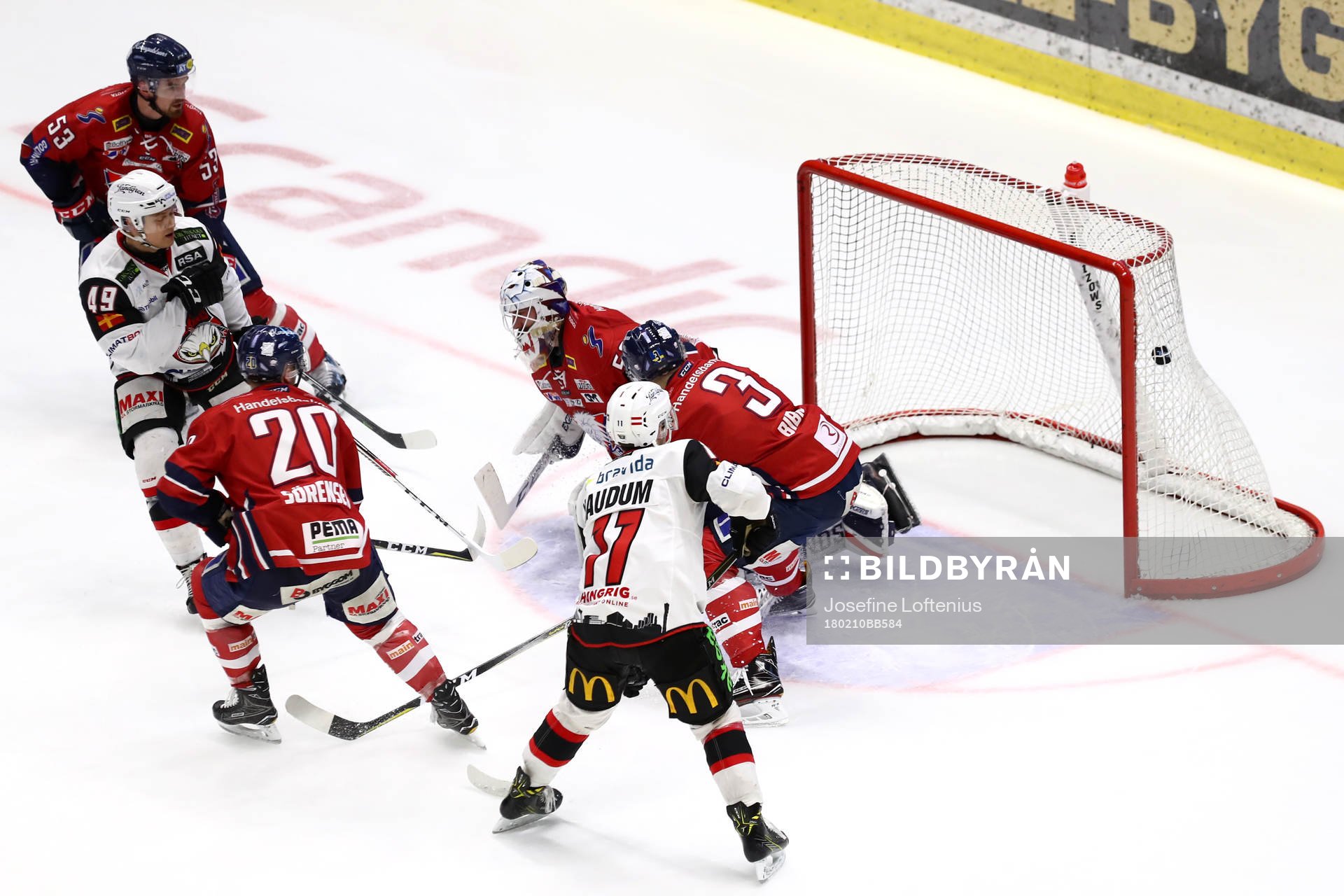 Malmö Redhawks Rhett Rakhshani gör 0-1-målet