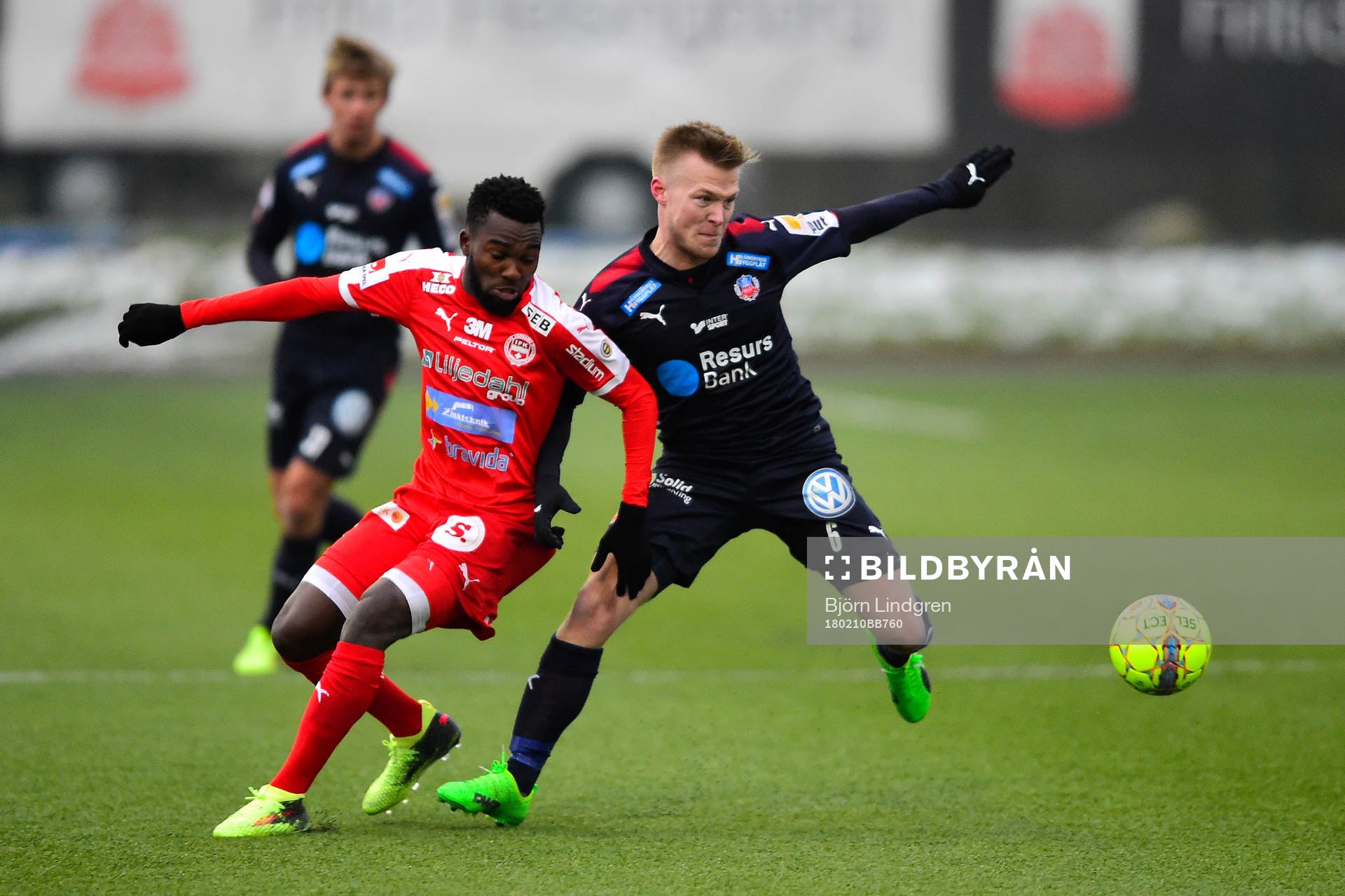 Värnamos Lumala Abdu och Helsingborgs Andreas Landgren