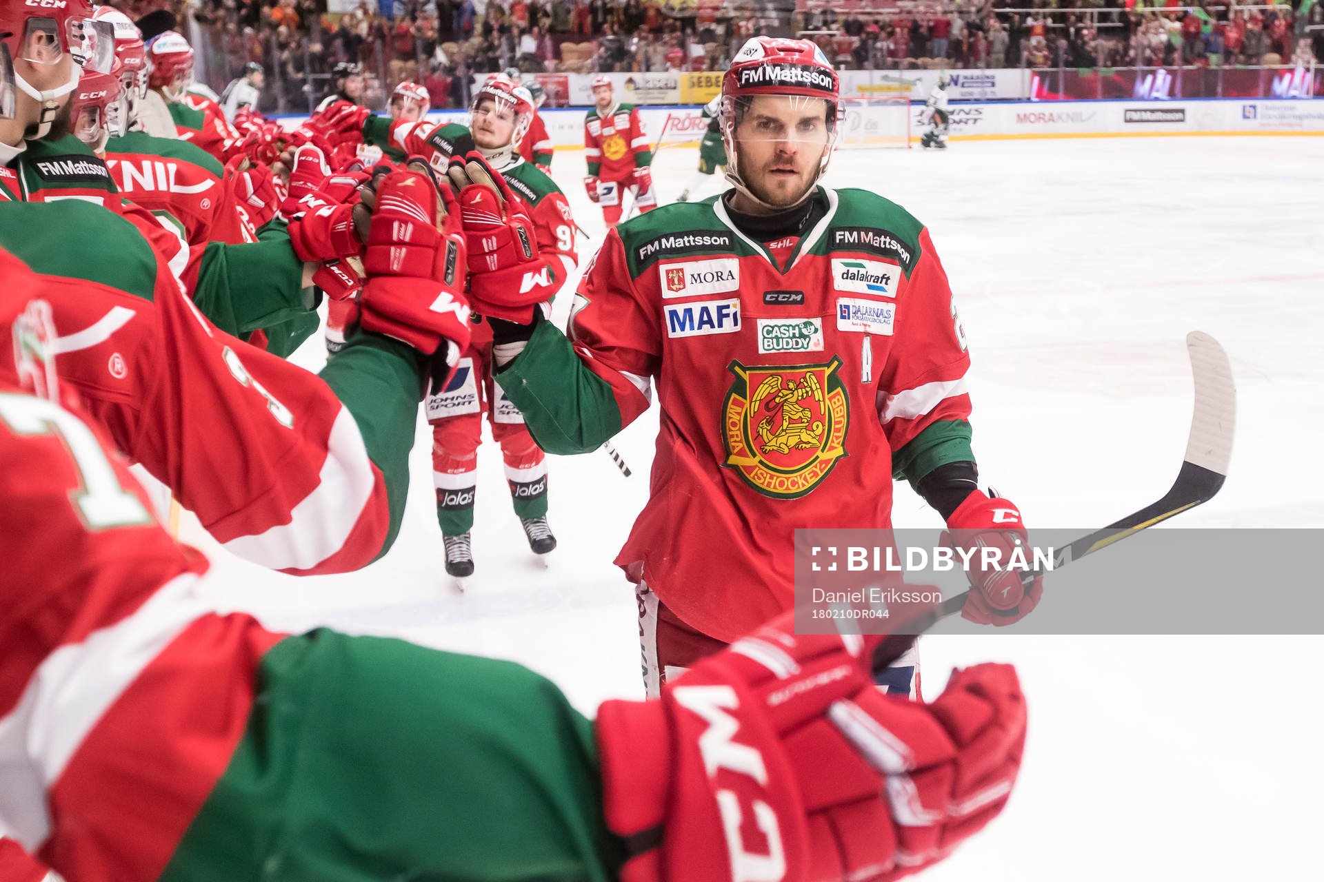 Moras Matt Bailey jublar