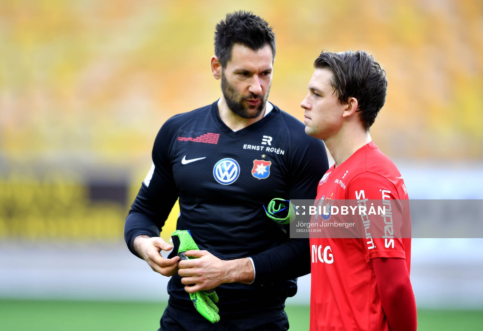 Örgrytes målvakt Stojan Lukic och Karl-Johan Lindblad