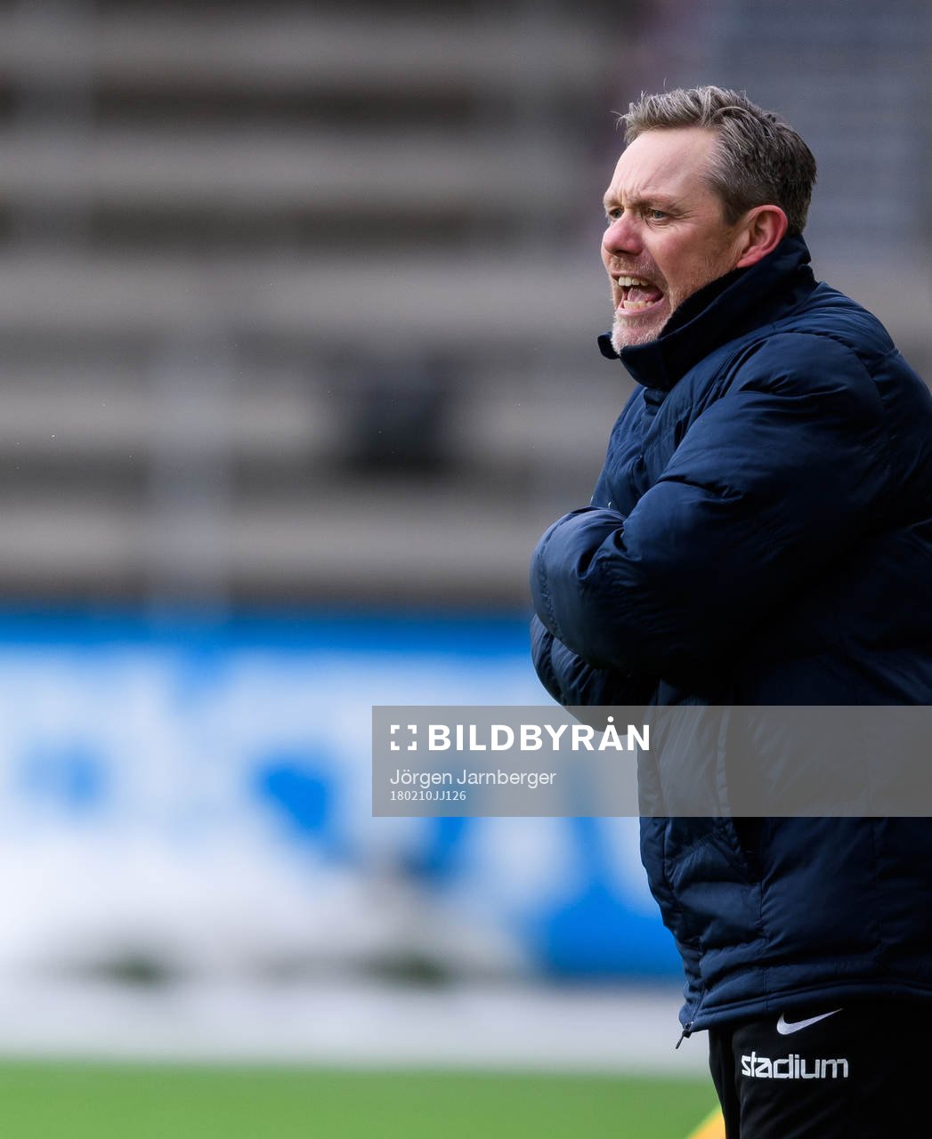 Örgrytes tränare Thomas Askebrandunder träningsmatchen i