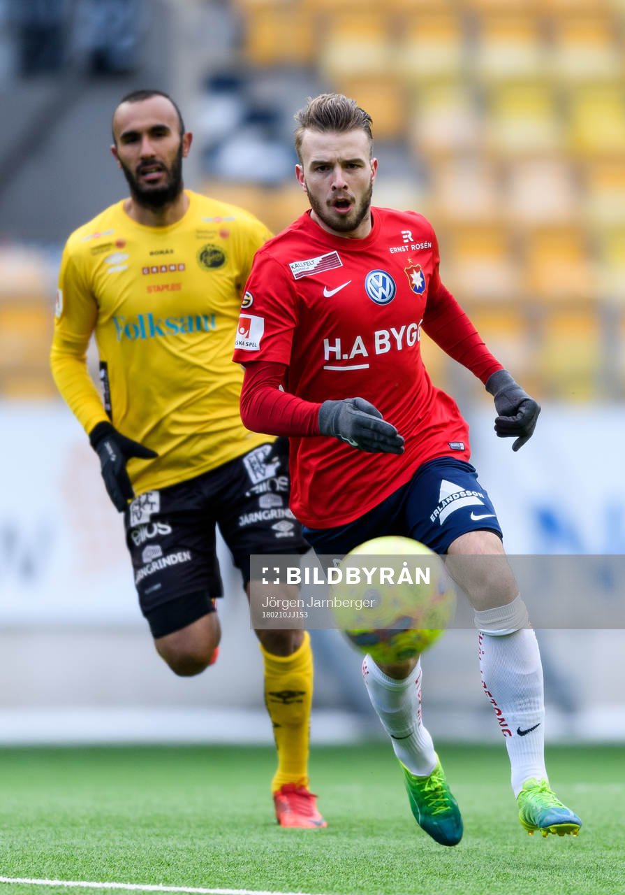 Örgrytes Simon Nilsson och Elfsborgs Issam Jebali