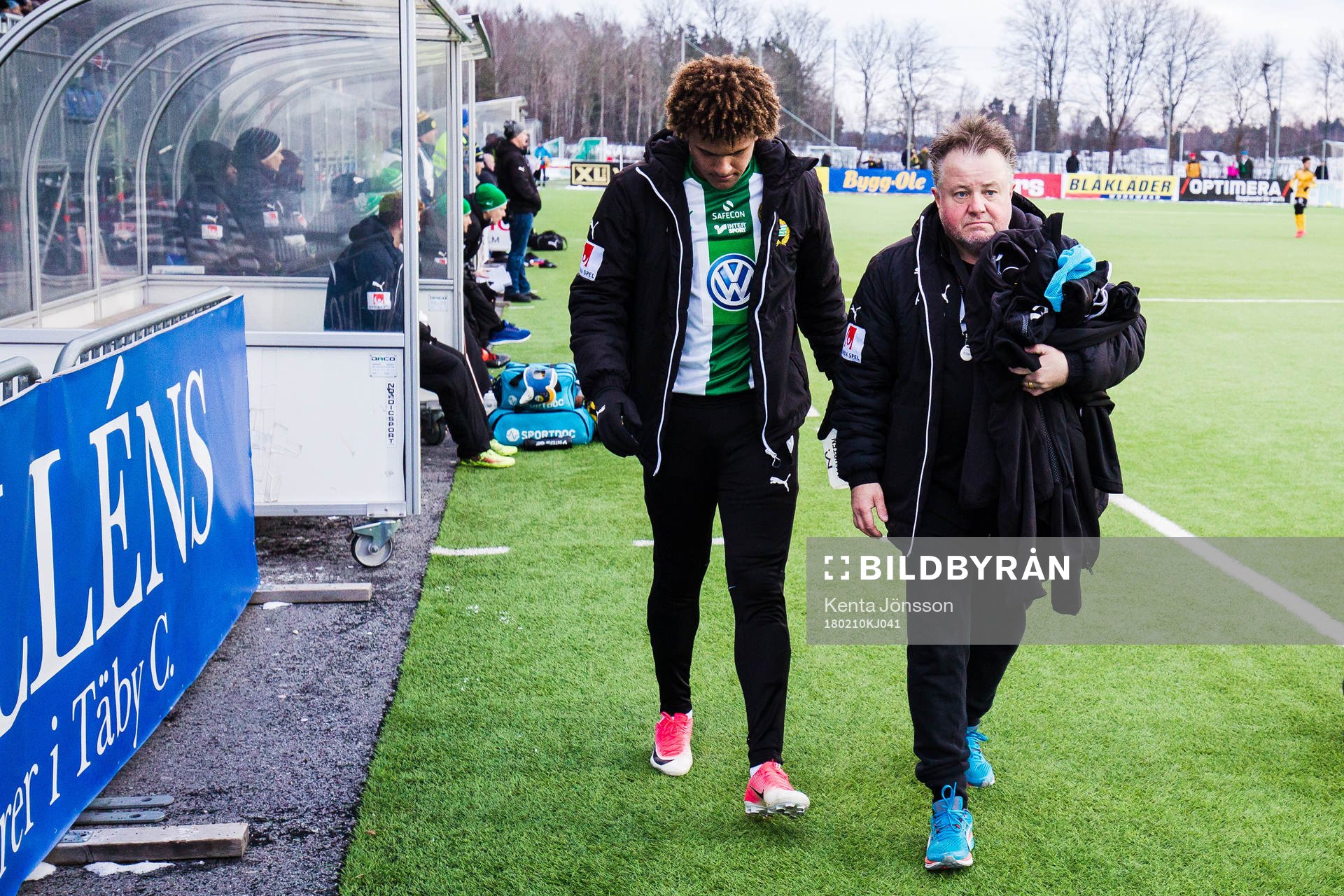 Hammarbys Neto Borges deppar bredvid materialförvaltare