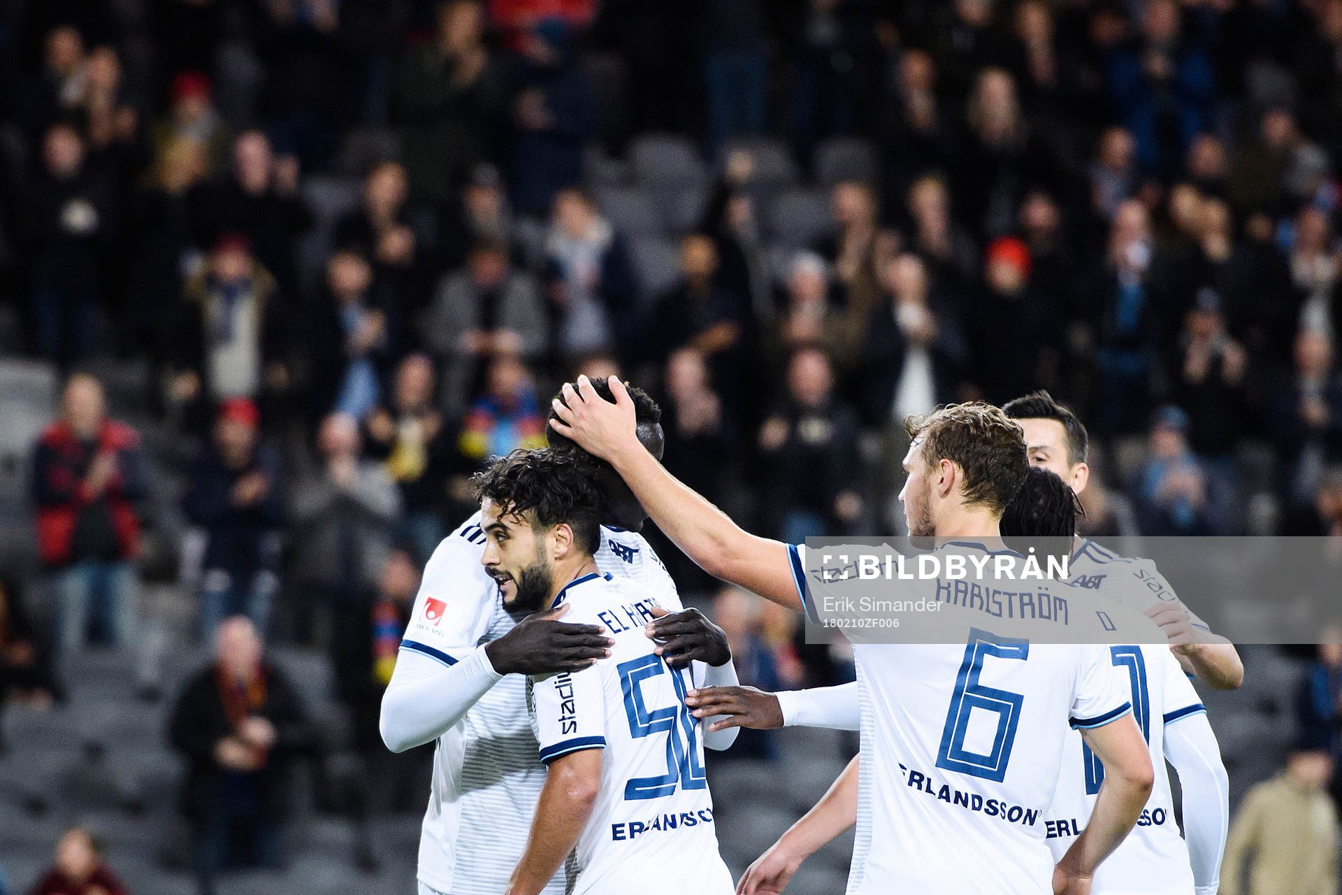 Djurgårdens Othman El Kabir jublar tillsammans med resten av laget efter 3-1 via självmål under en träningsmatch i fotboll mellan Djurgården och Bodö/Glimt den 10 februari 2018 i Stockholm.