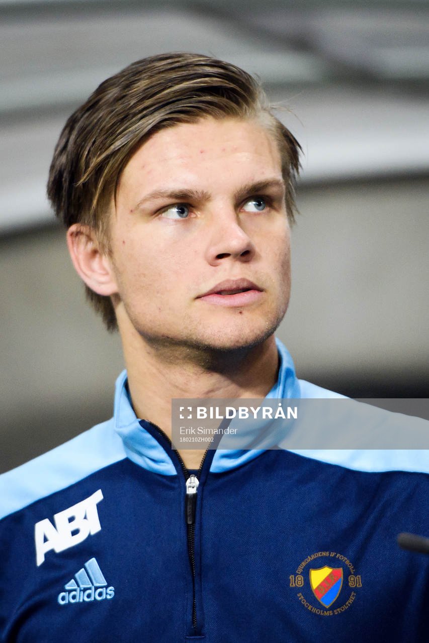 Djurgårdens målvakt Oscar Jonsson innan en träningsmatch