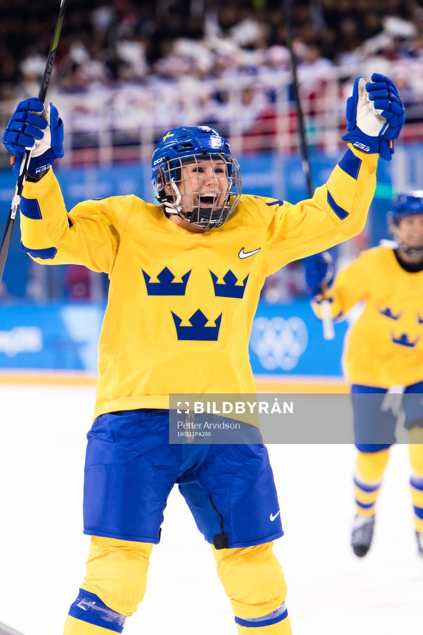 Elin Lundberg of Sweden celebrates