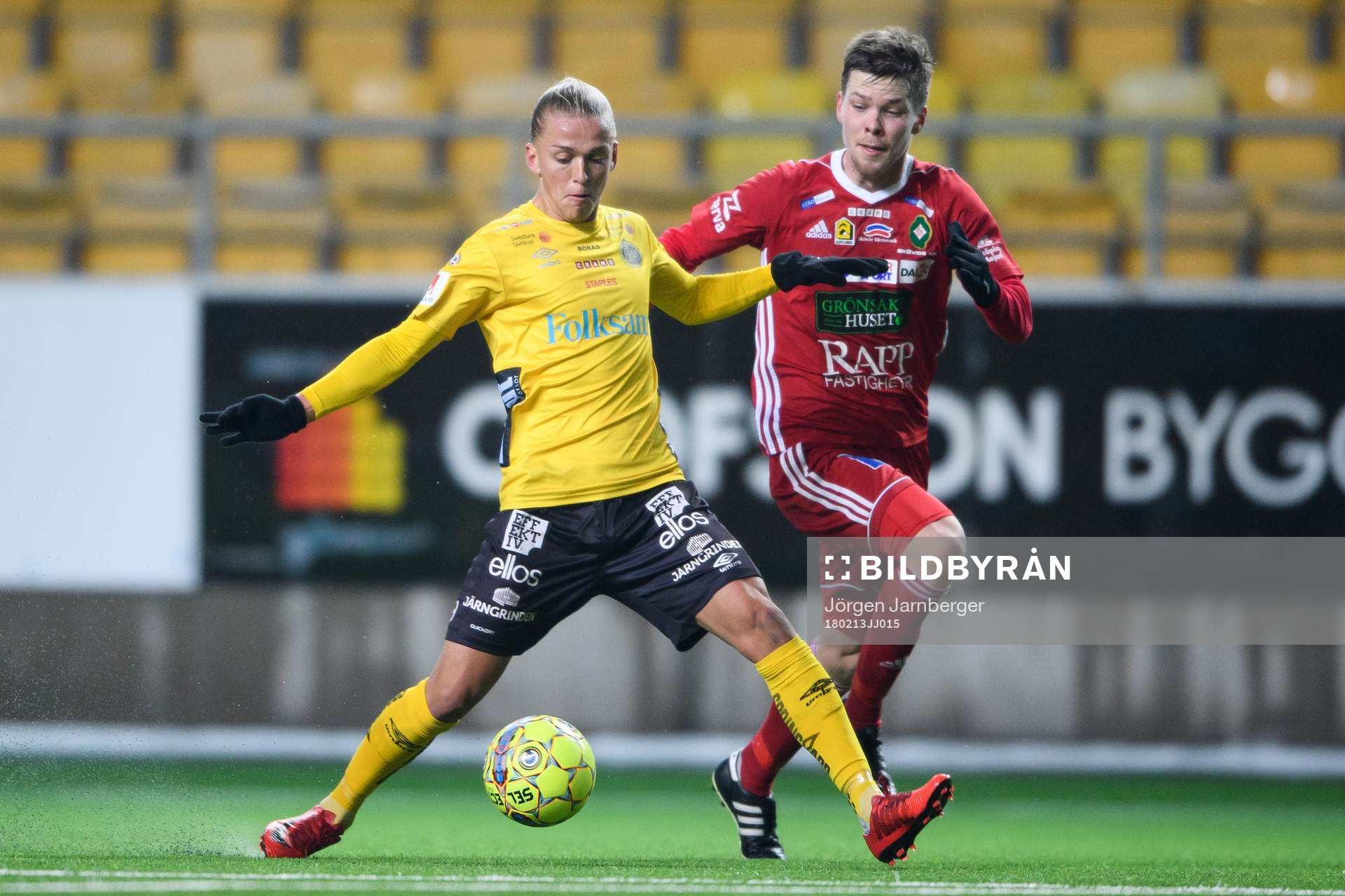 Elfsborgs Jesper Karlsson och Skövdes Hannes Fritzon