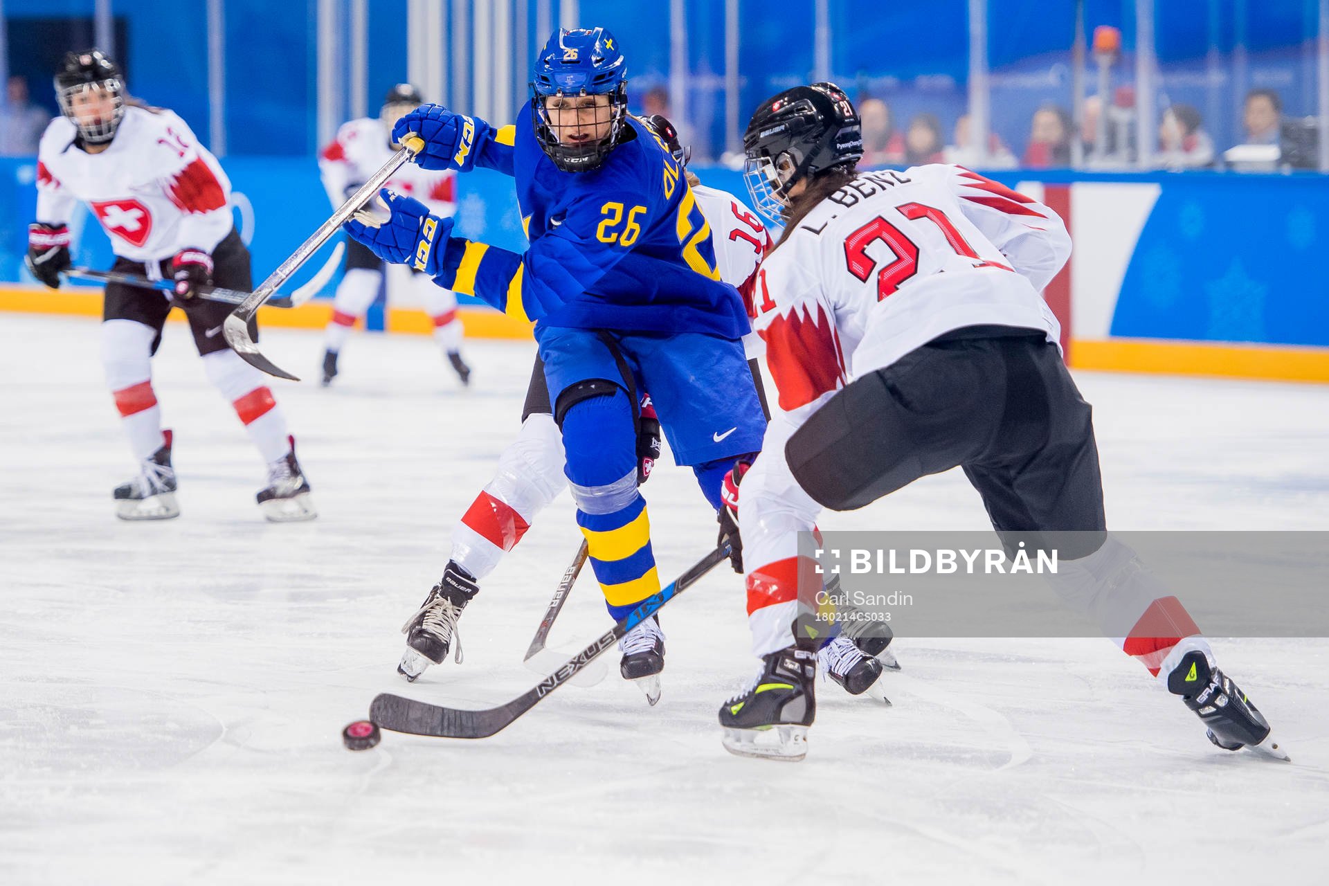 Erica Udén Johansson of Sweden and Laura Benz of