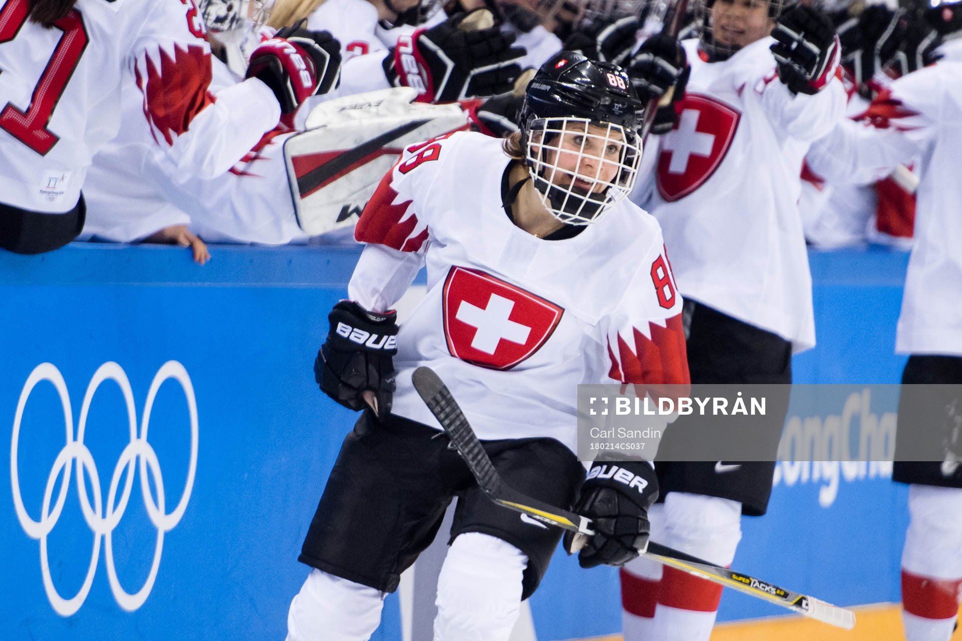 Phoebe Staenz of Switzerland celebrates the 1-2 goal in the