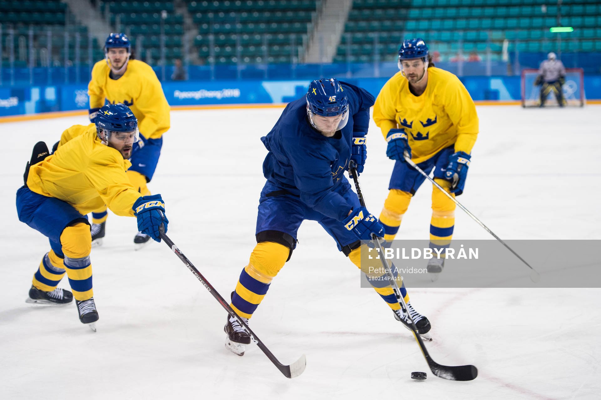 Mikael Wikstrand of Sweden and Oscar Möller of Sweden