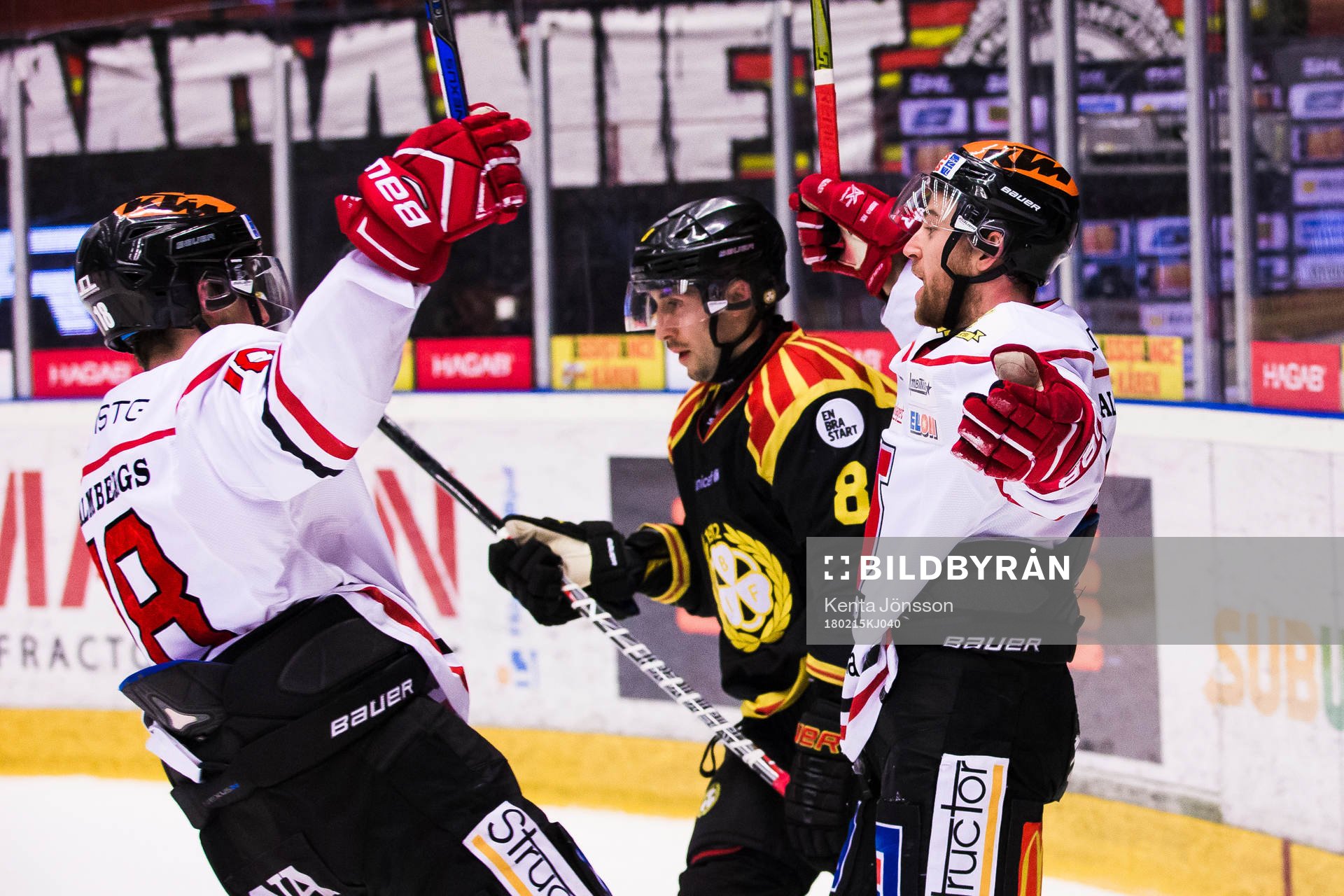 Örebros Tyson Spink jublar