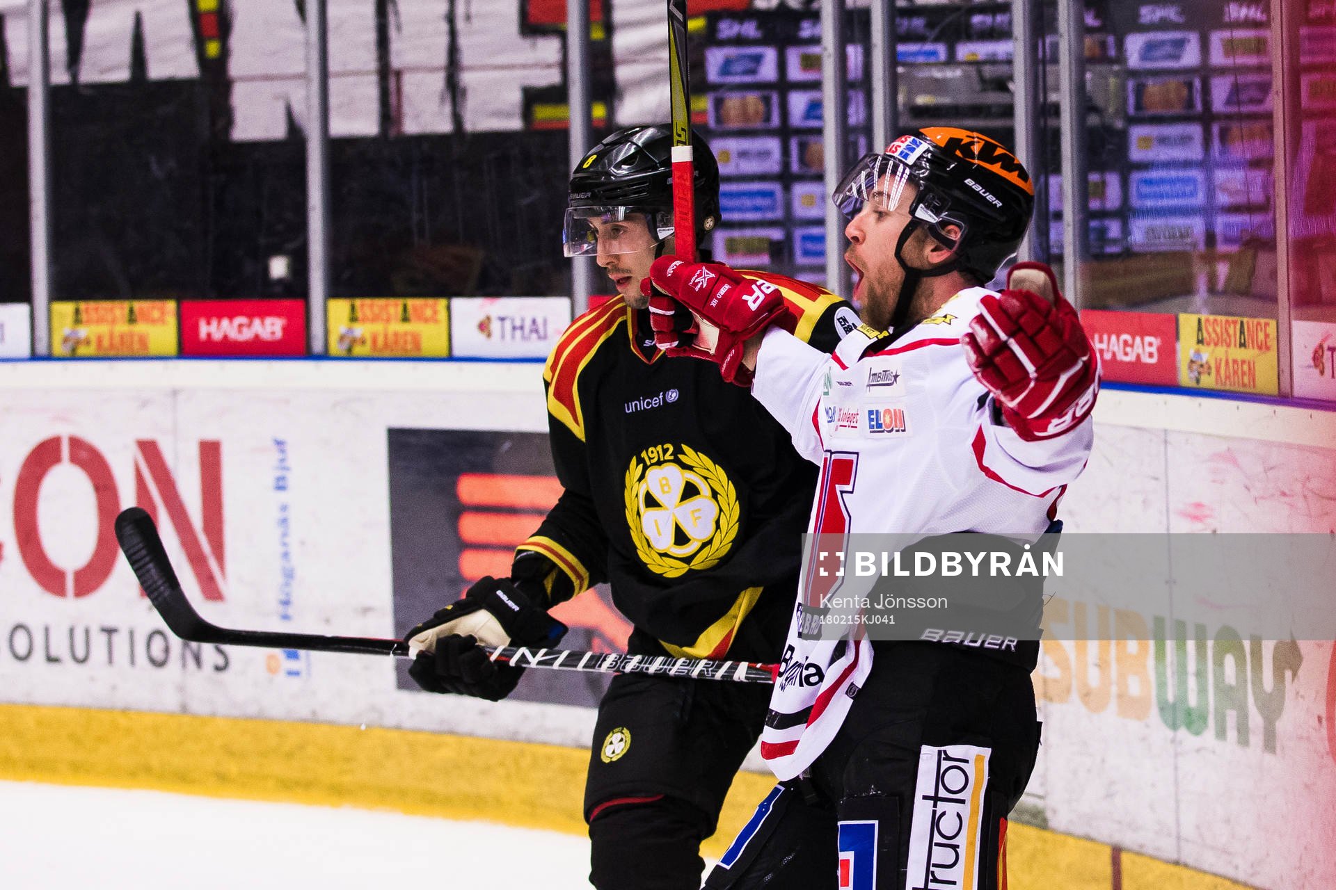 Örebros Tyson Spink jublar