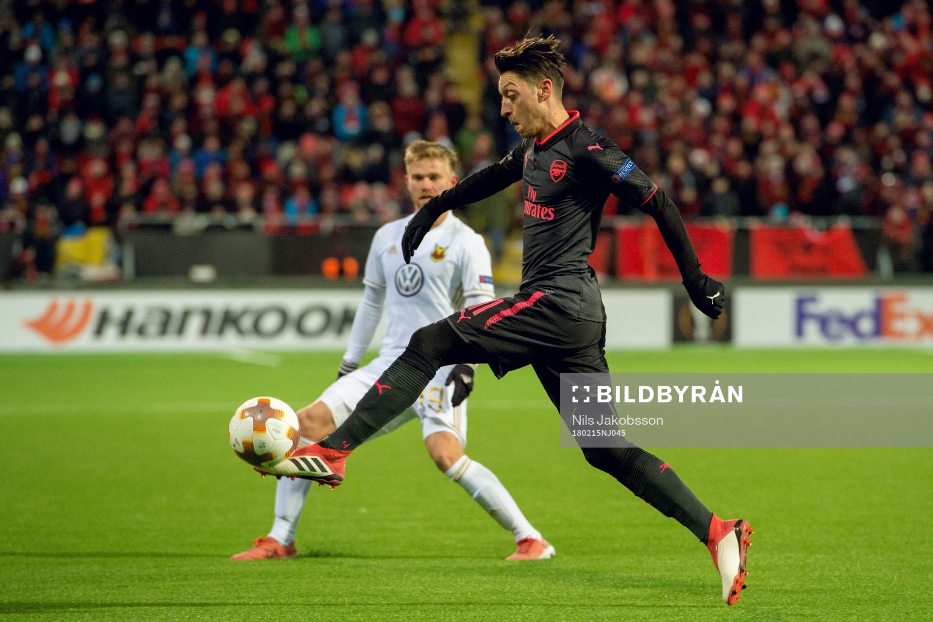 Arsenals Mesut Ozil under fotbollsmatchen i Europa League mellan Östersund och Arsenal den 15 februari 2018 i Östersund.