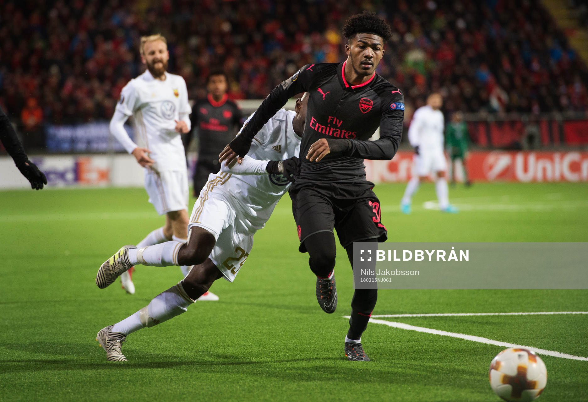 Östersunds Samuel Mensiro och Arsenals Ainsley