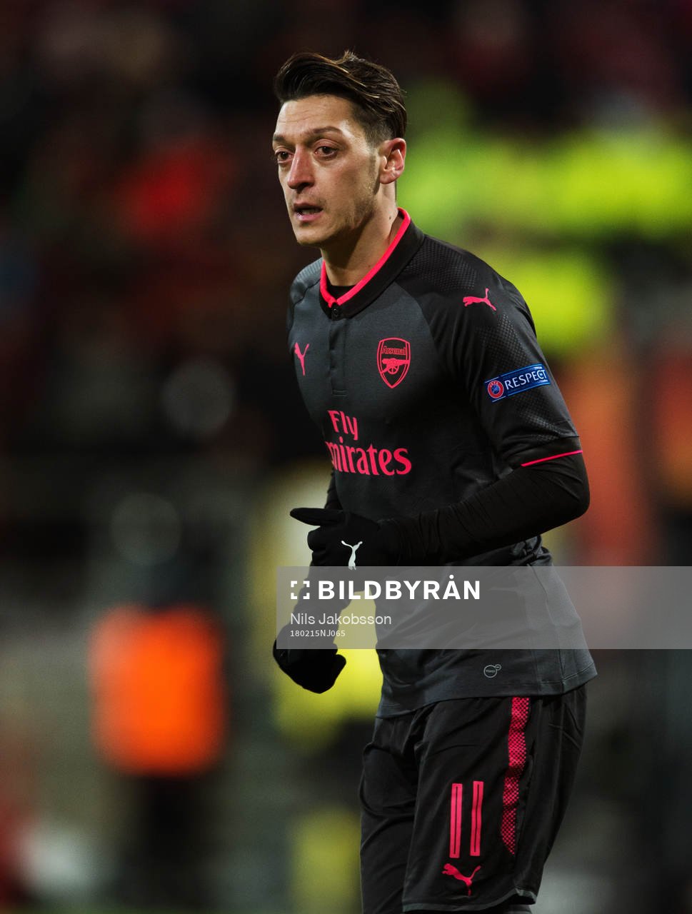 Arsenals Mesut Ozil under fotbollsmatchen i Europa League mellan Östersund och Arsenal den 15 februari 2018 i Östersund.