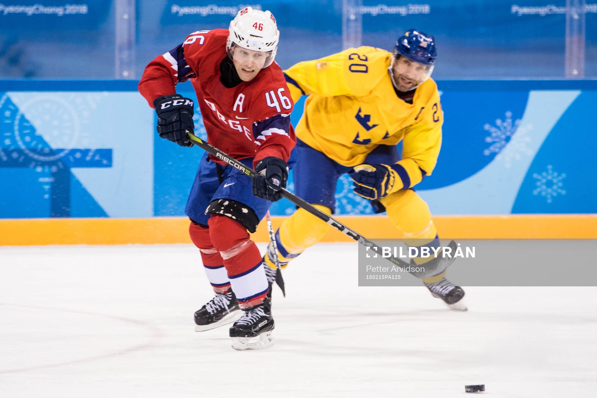 Mathis Olimb of Norway and Joel Lundqvist of Sweden in the