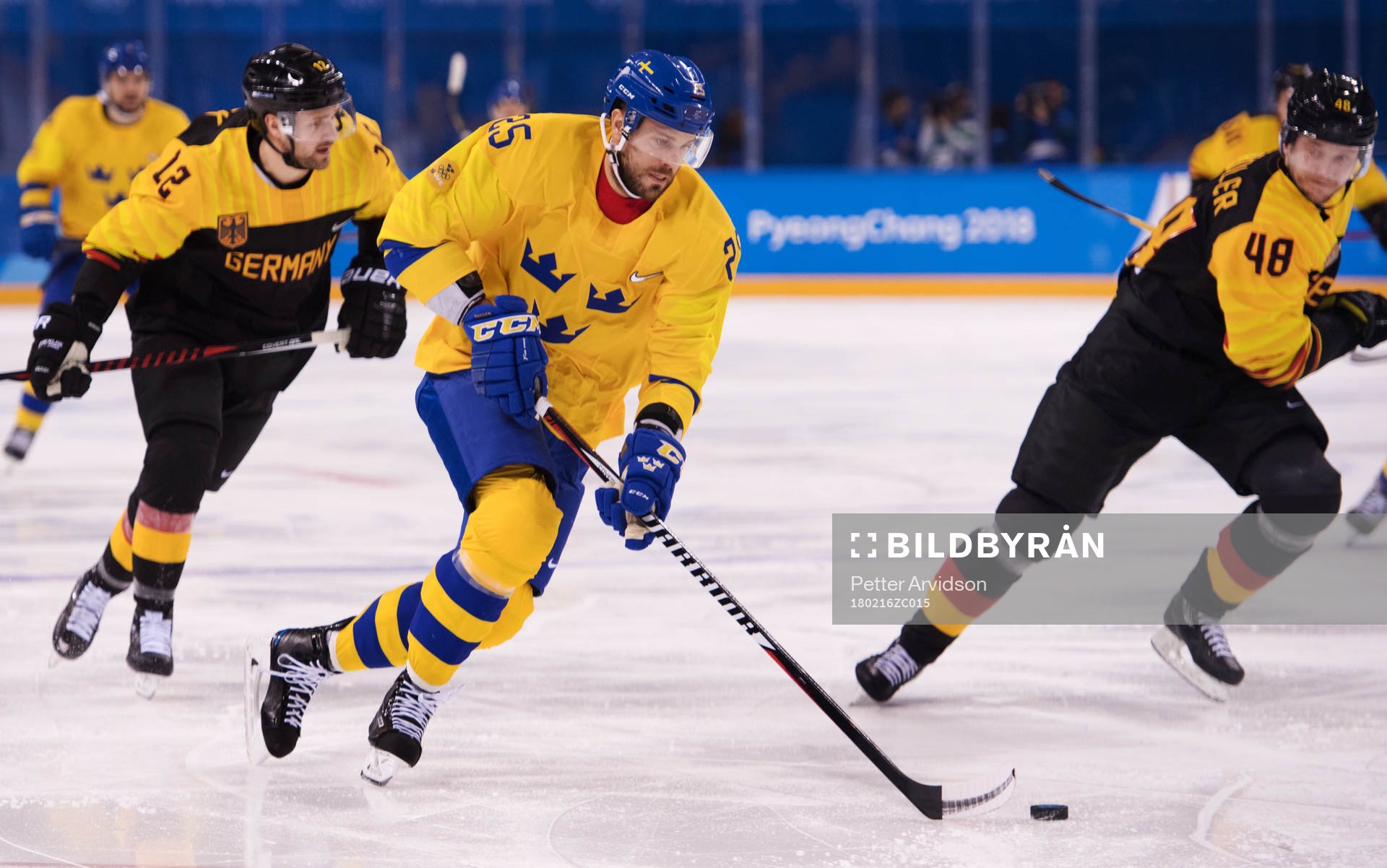 Brooks Macek and Frank Hordler of Germany and Viktor
