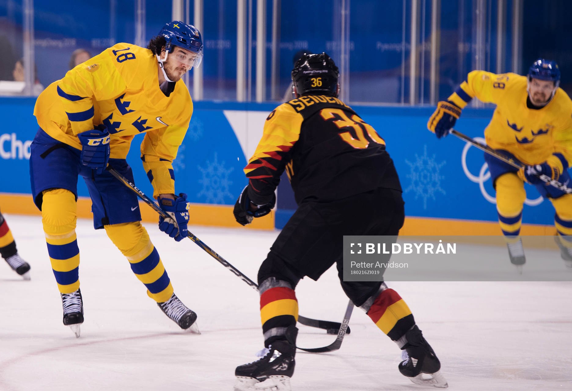 Dennis Everberg of Sweden and Yannic Seidenberg of Germany