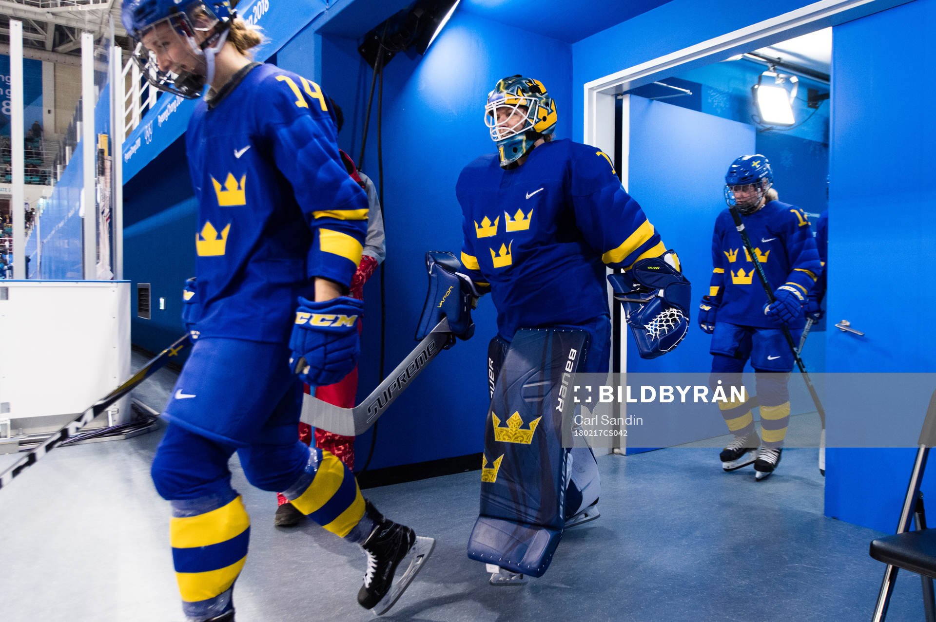 Sabina Küller and Goaltender Sara Grahn of Sweden prior