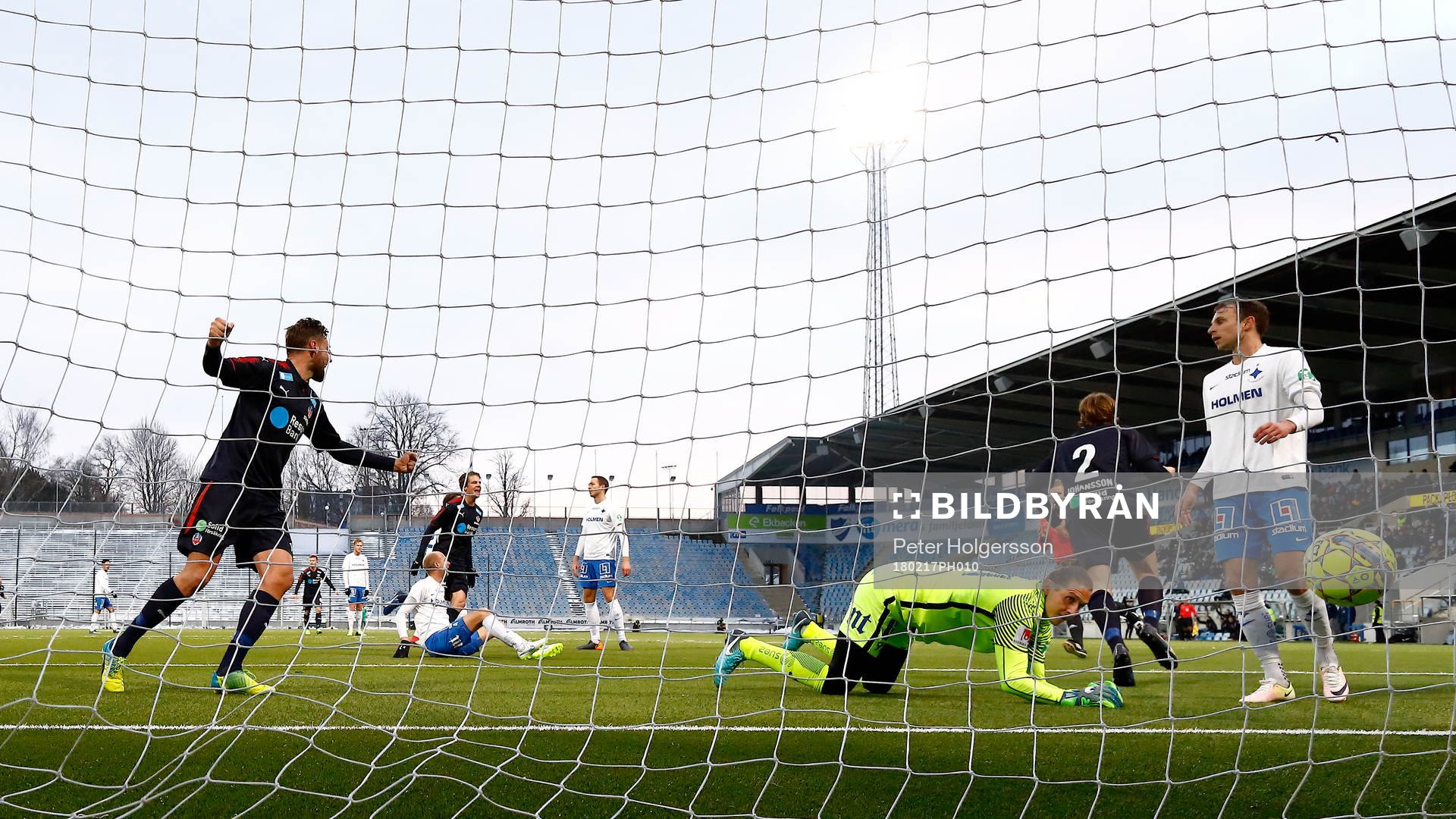 Helsingborgs Andri Rúnar Bjarnason jublar och Norrköpings