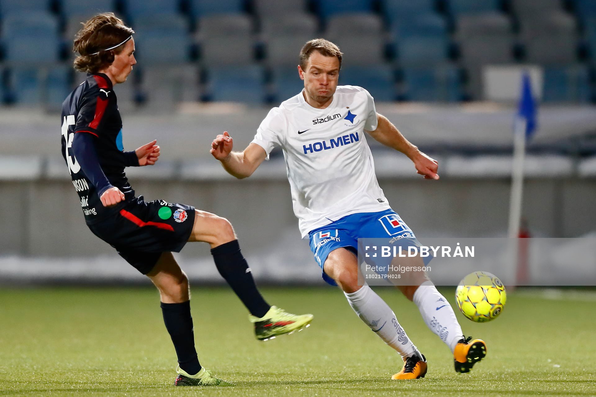 Helsingborgs Max Svensson, Norrköpings Jón Gudni Fjóluson