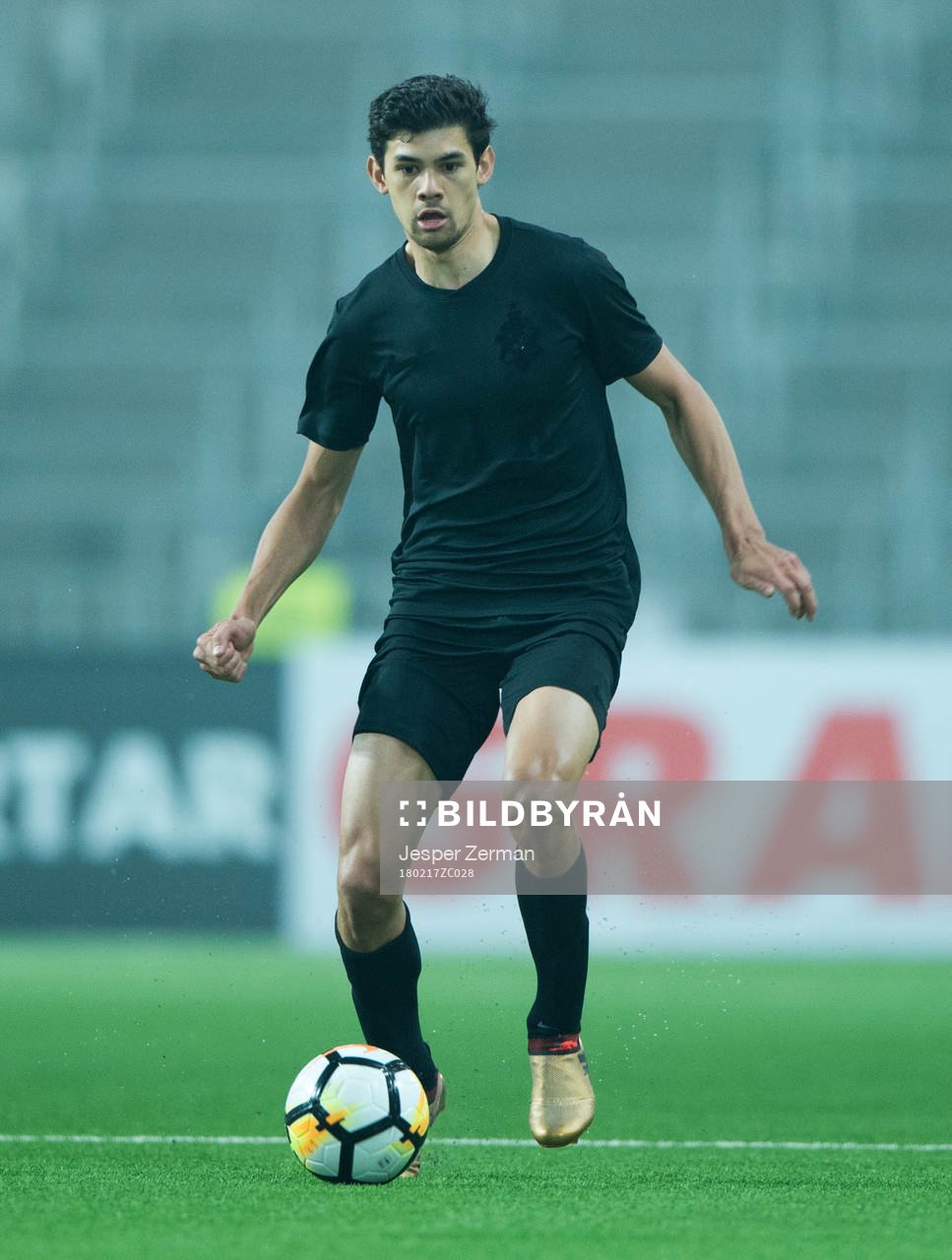 s Jesper Nyholm