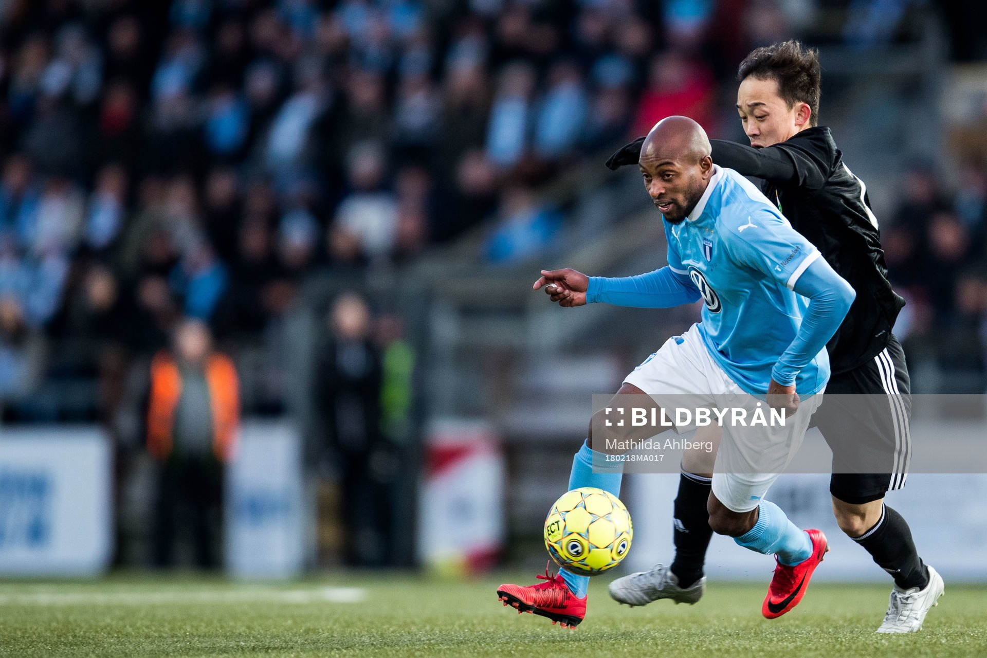 Malmö FFs Fouad Bachirou och Dalkurds Yukiya Sugita