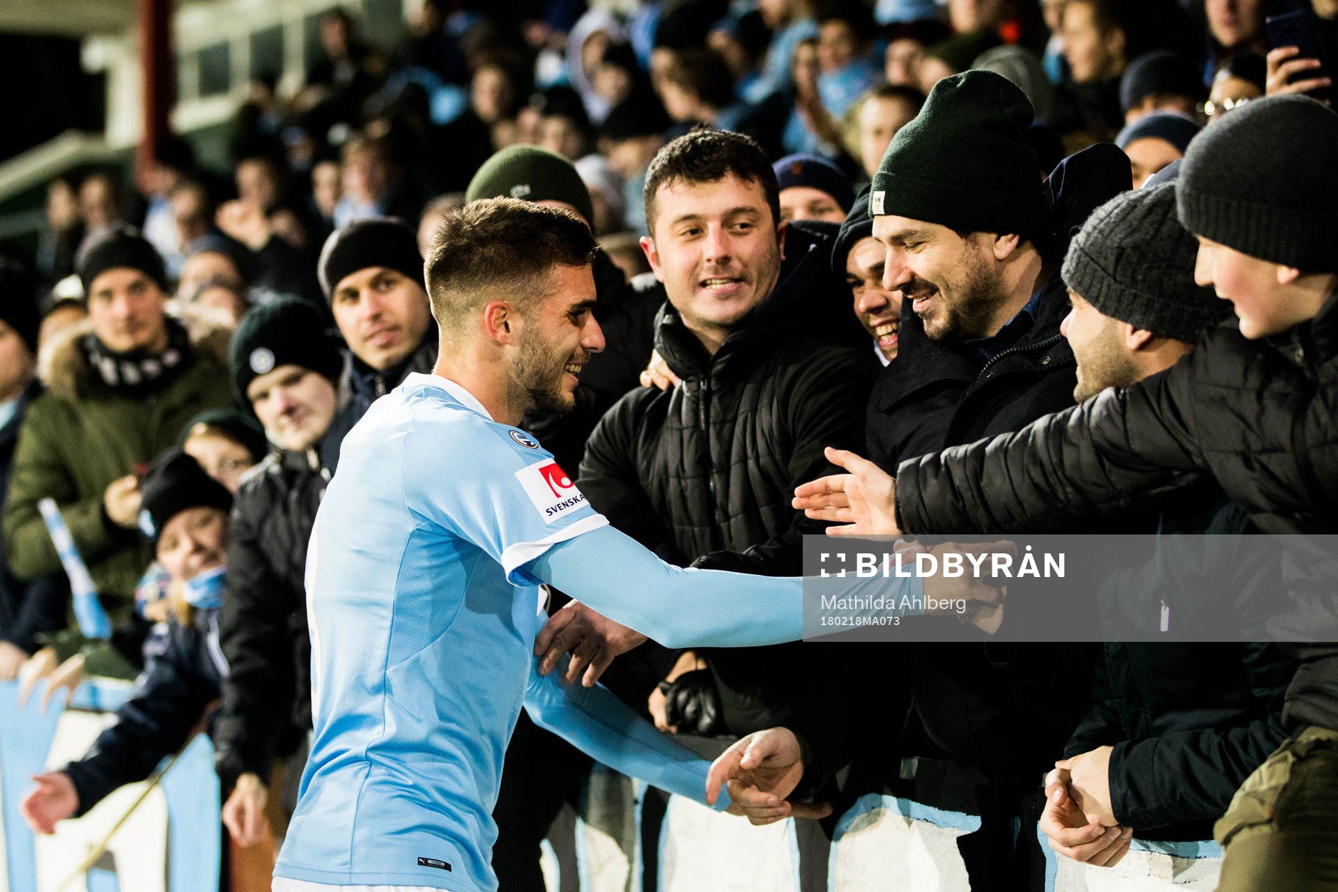 Malmö FFs Egzon Binaku jublar med publiken