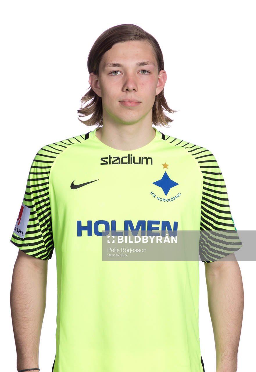 Norrköpings målvakt Julius Lindgren