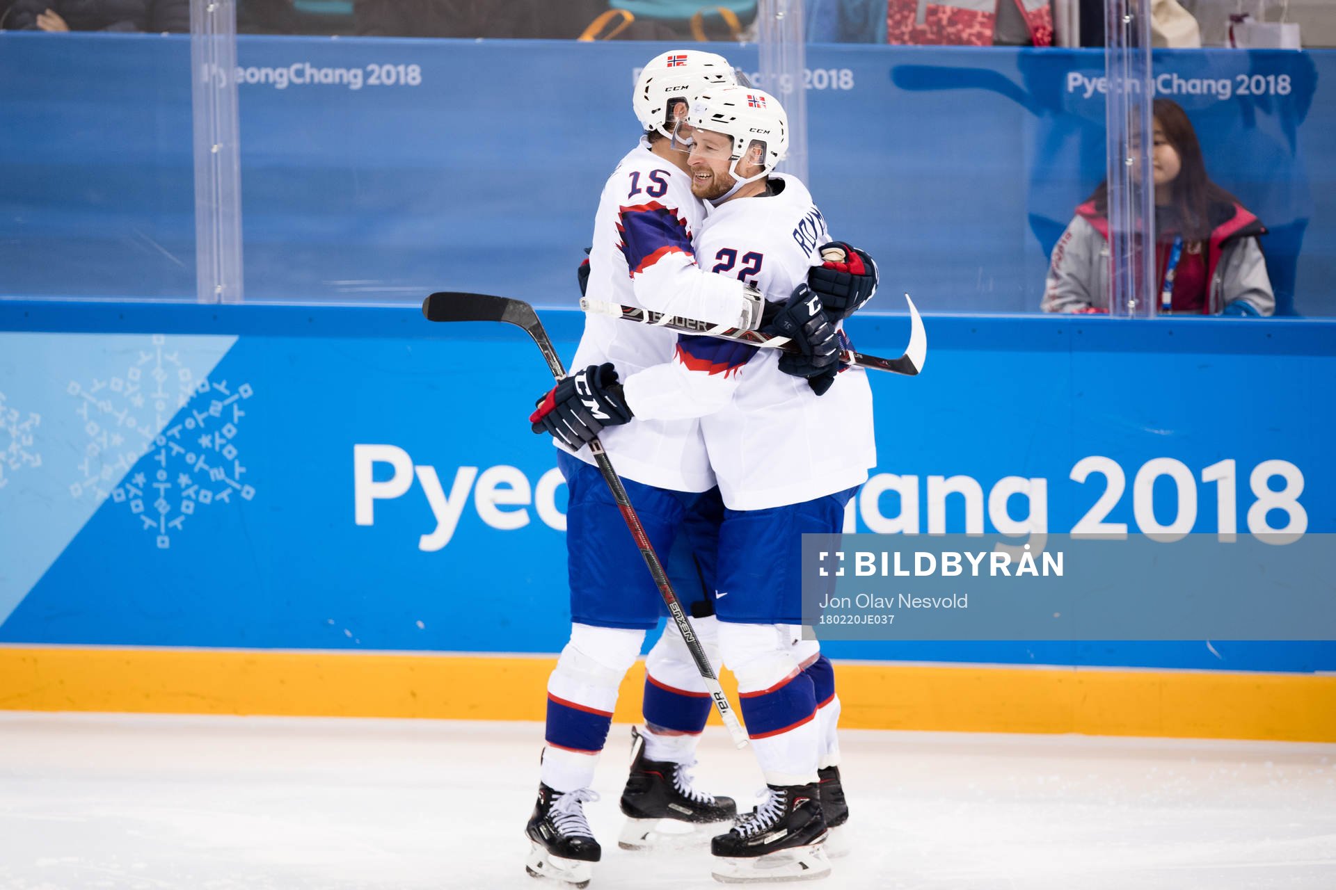 Martin Røymark celebrates the 1-1 goal  by Tommy