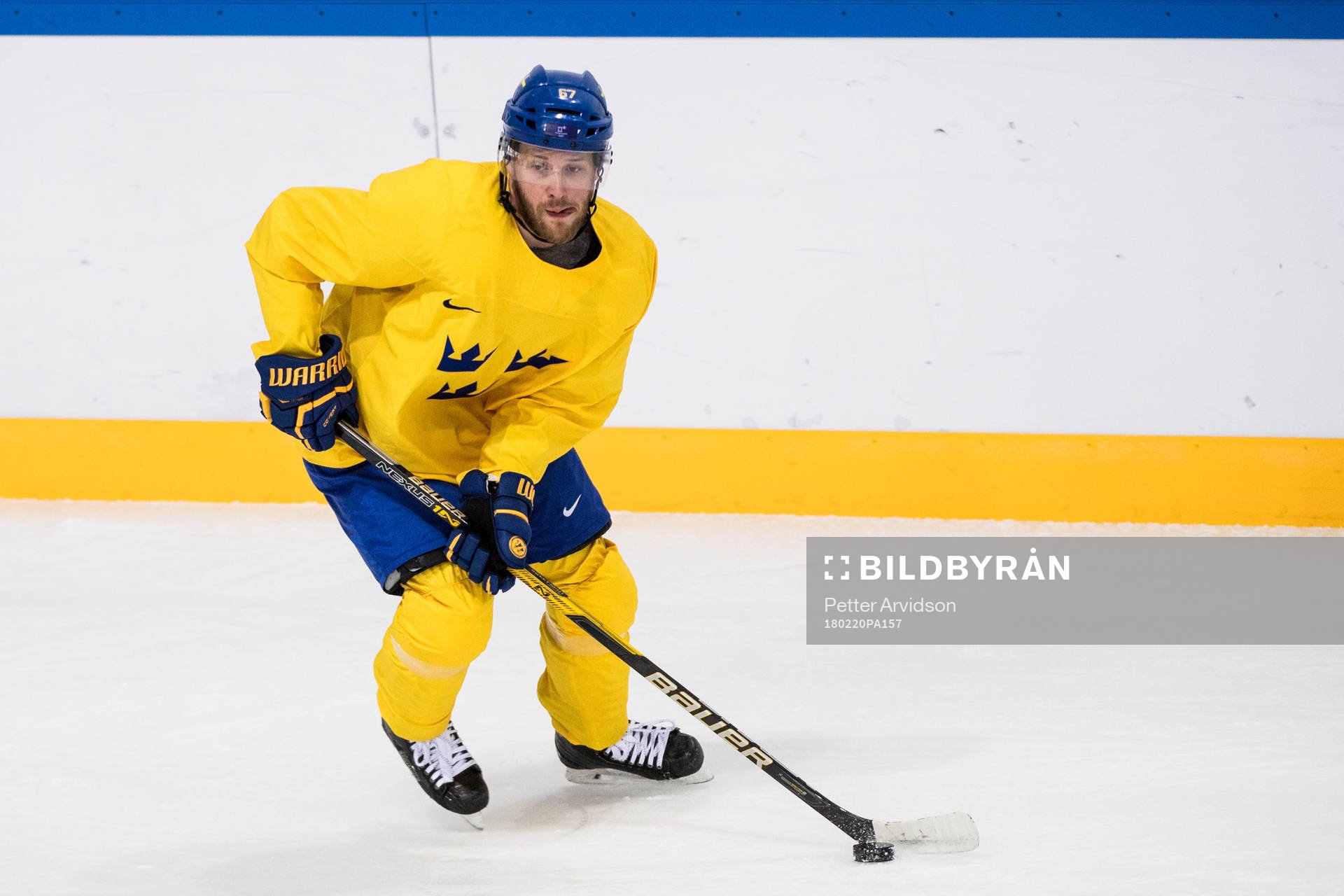 Linus Omark of Sweden