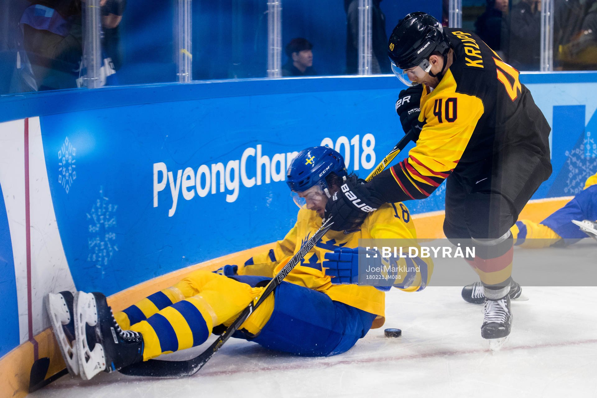 Dennis Everberg of Sweden and Björn Krupp of Germany in