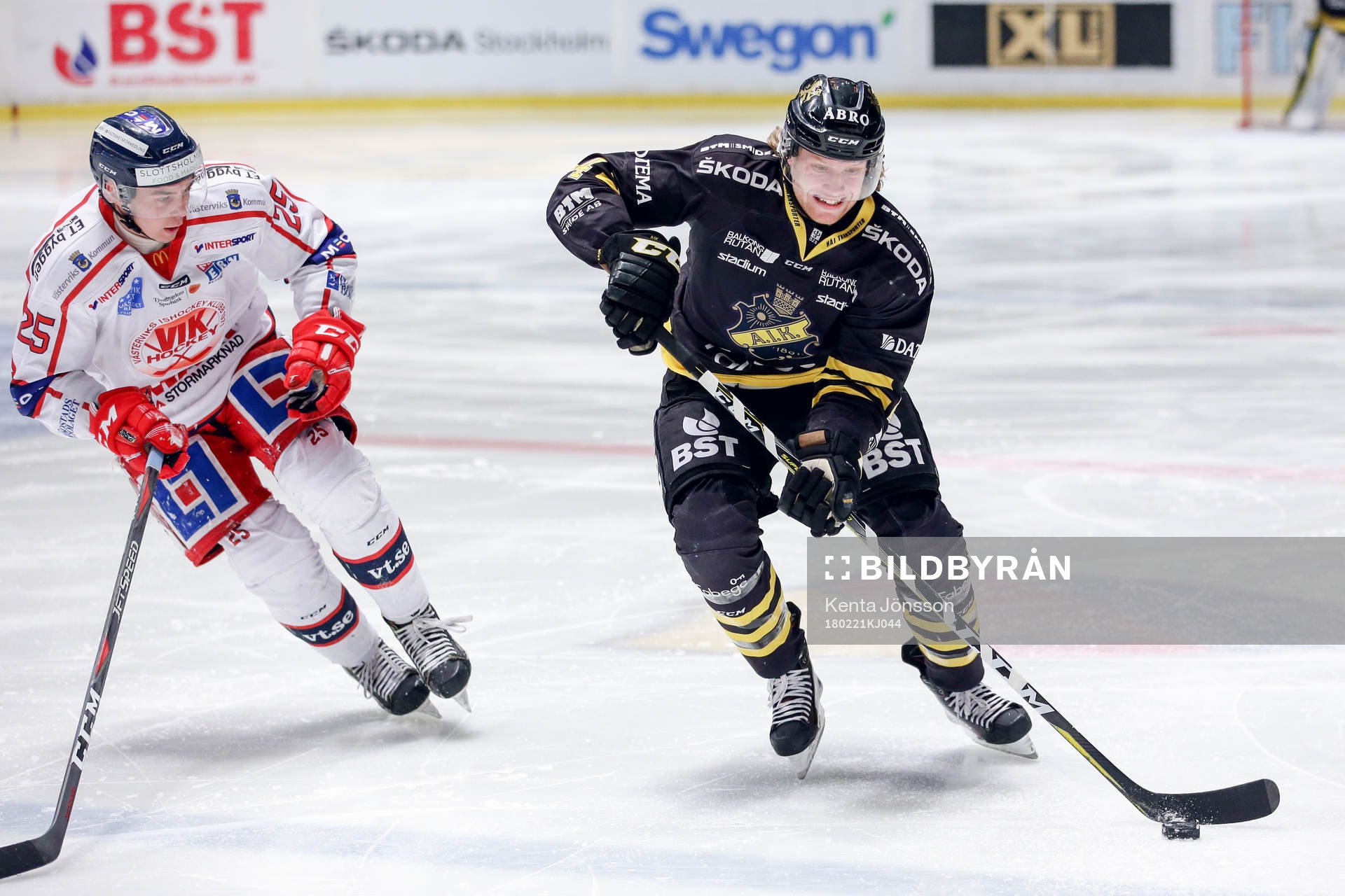 s Ludvig Claesson  och Västerviks Patrik Blomberg