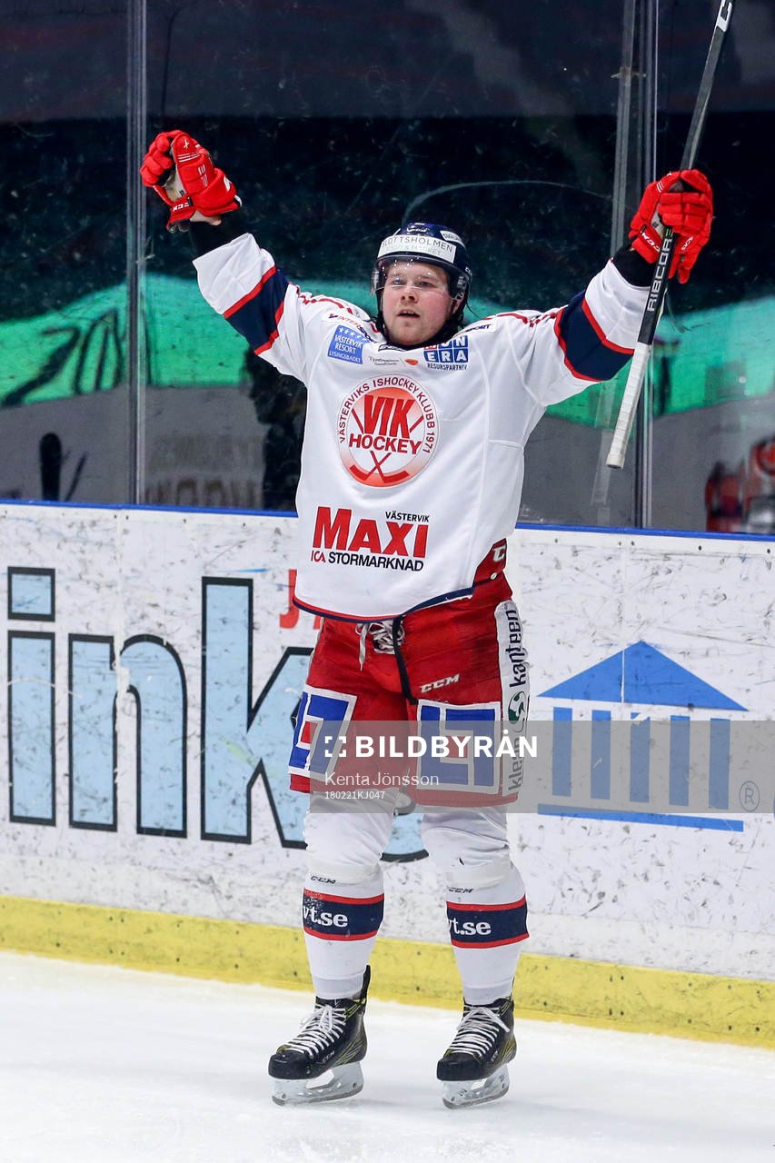 Västerviks Victor Öhman jublar