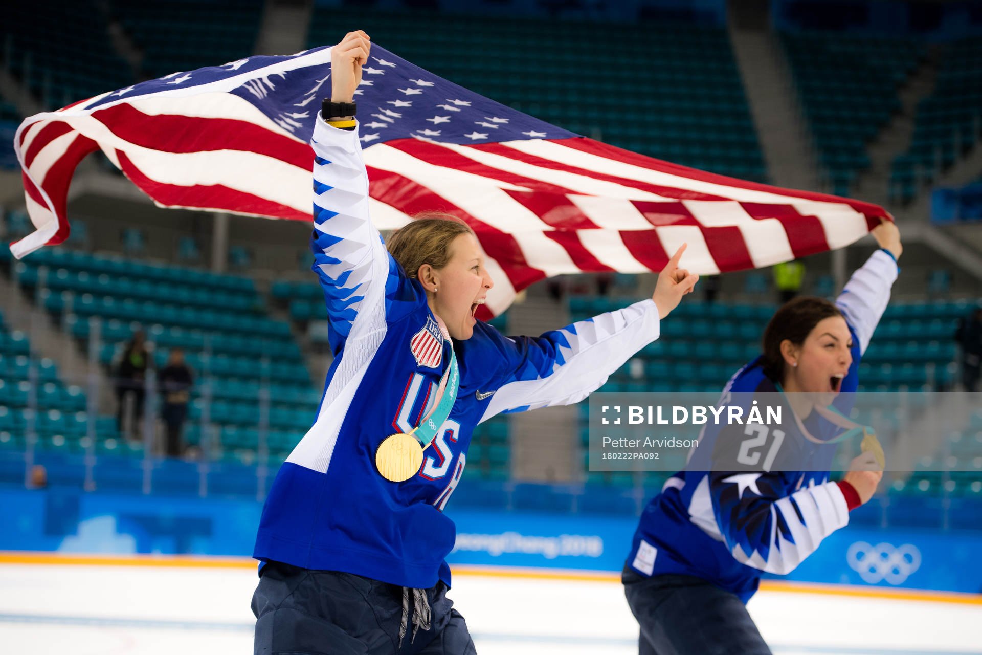 Kendall Coyne and Hilary Knight of USA celebrates