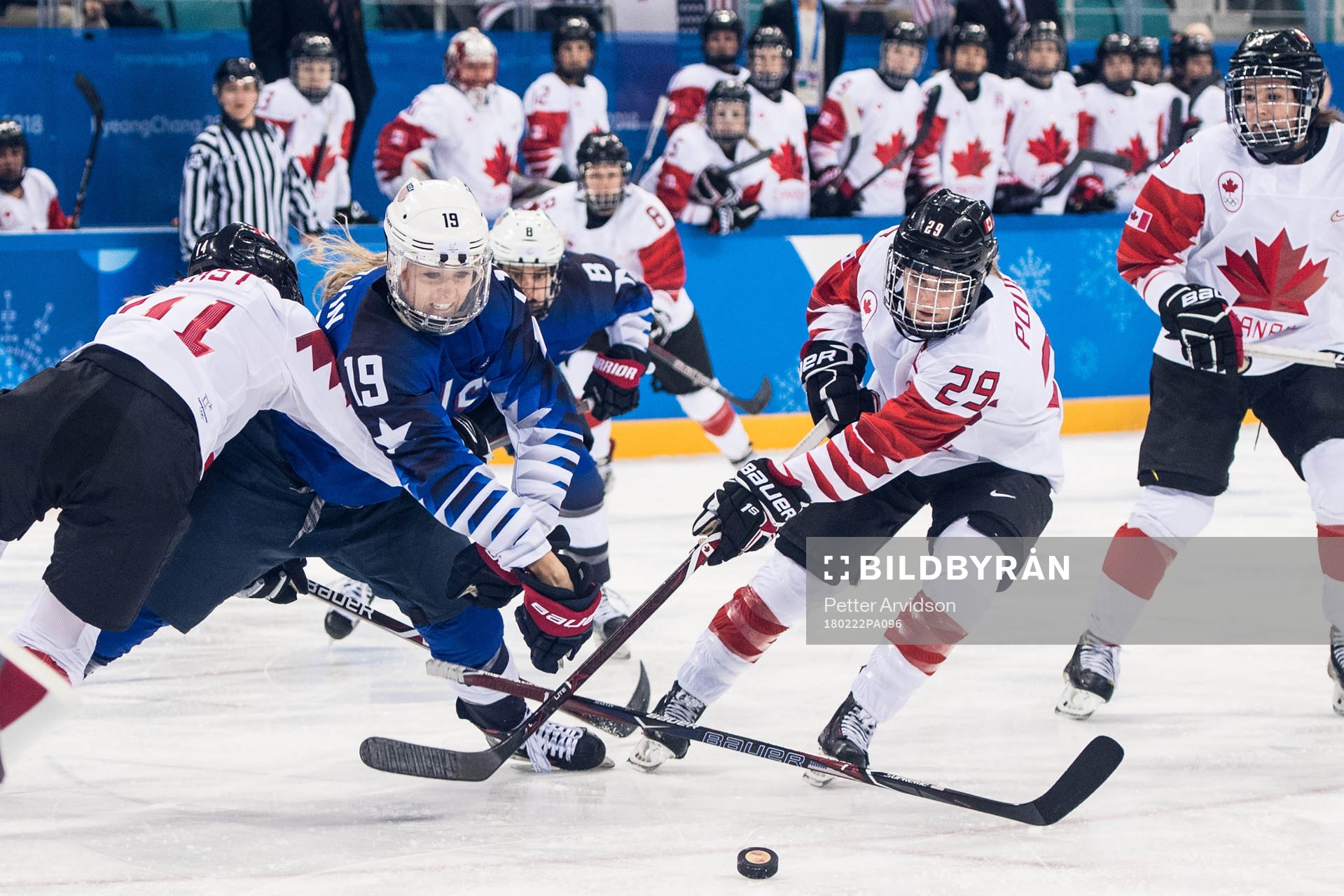 Gigi Marvin of USA in action with Renata Fast of Canada and