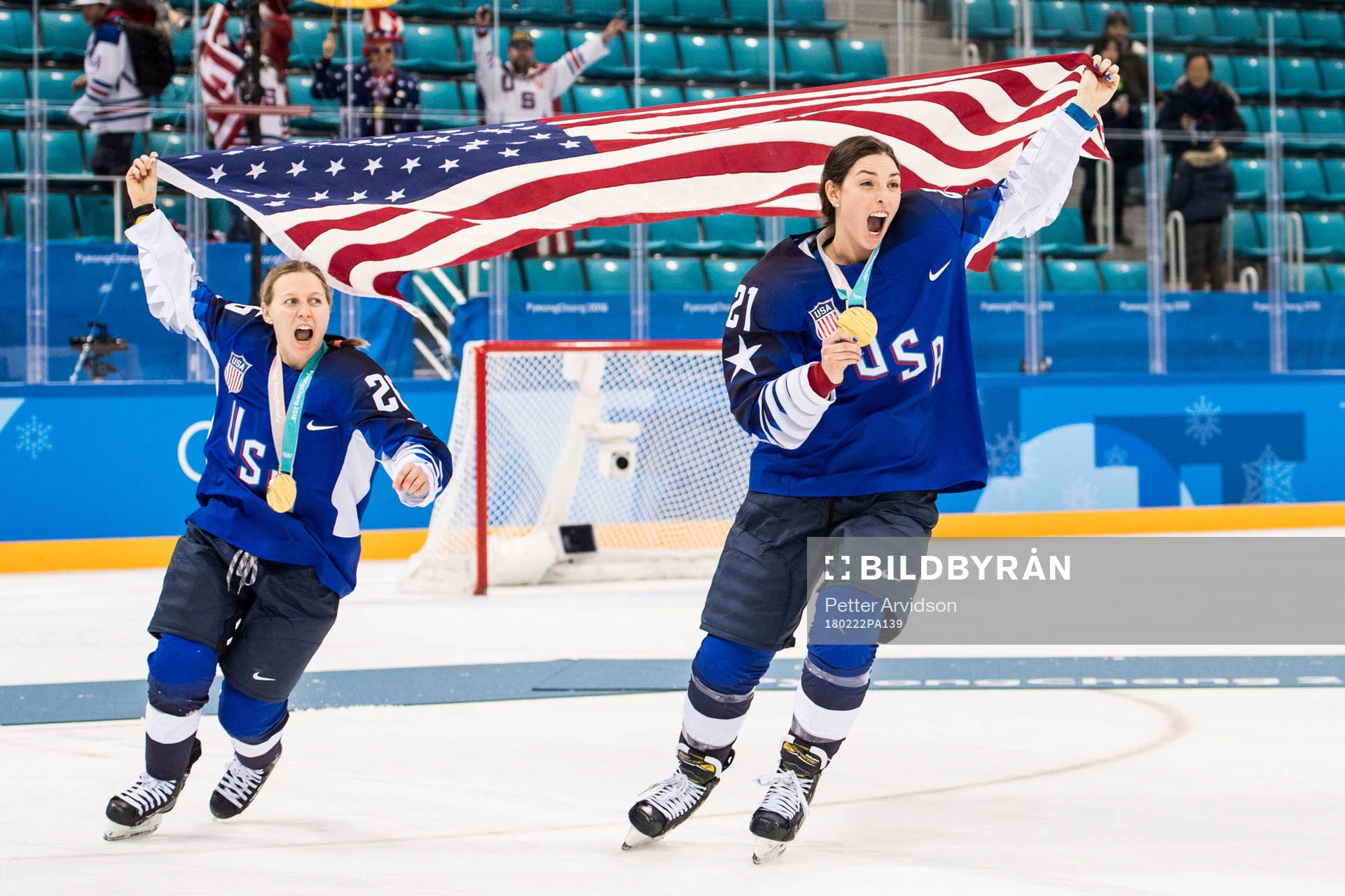 Kendall Coyne of USA and Hilary Knight of USA celebrates