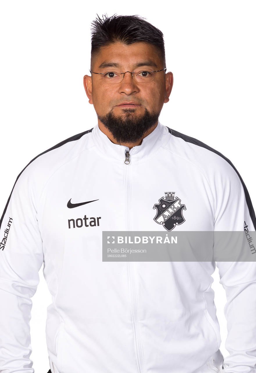 s naprapat Luis Oyarzo