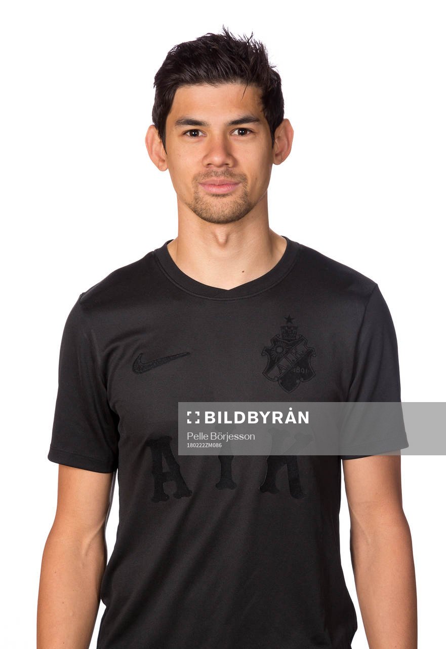 s Jesper Nyholm